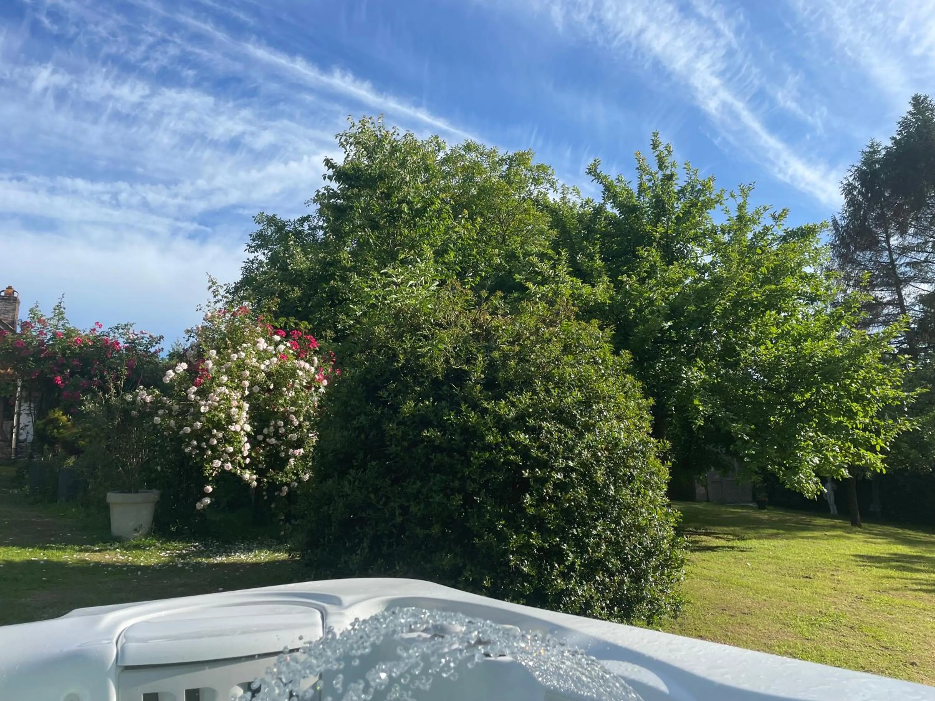 Spa and wellness centre/facilities in Le Clos Dessyag