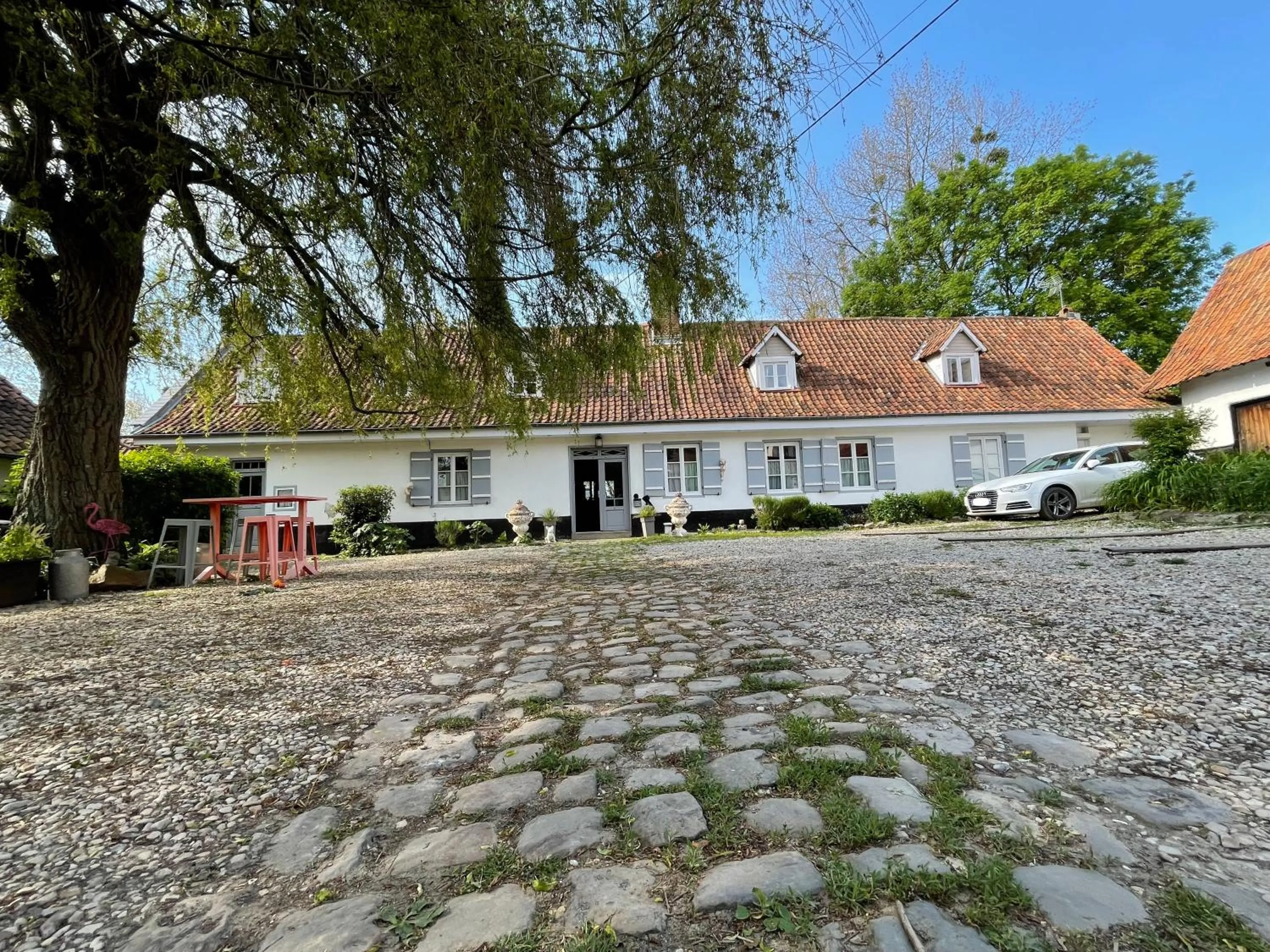 Property Building in Le Clos Dessyag