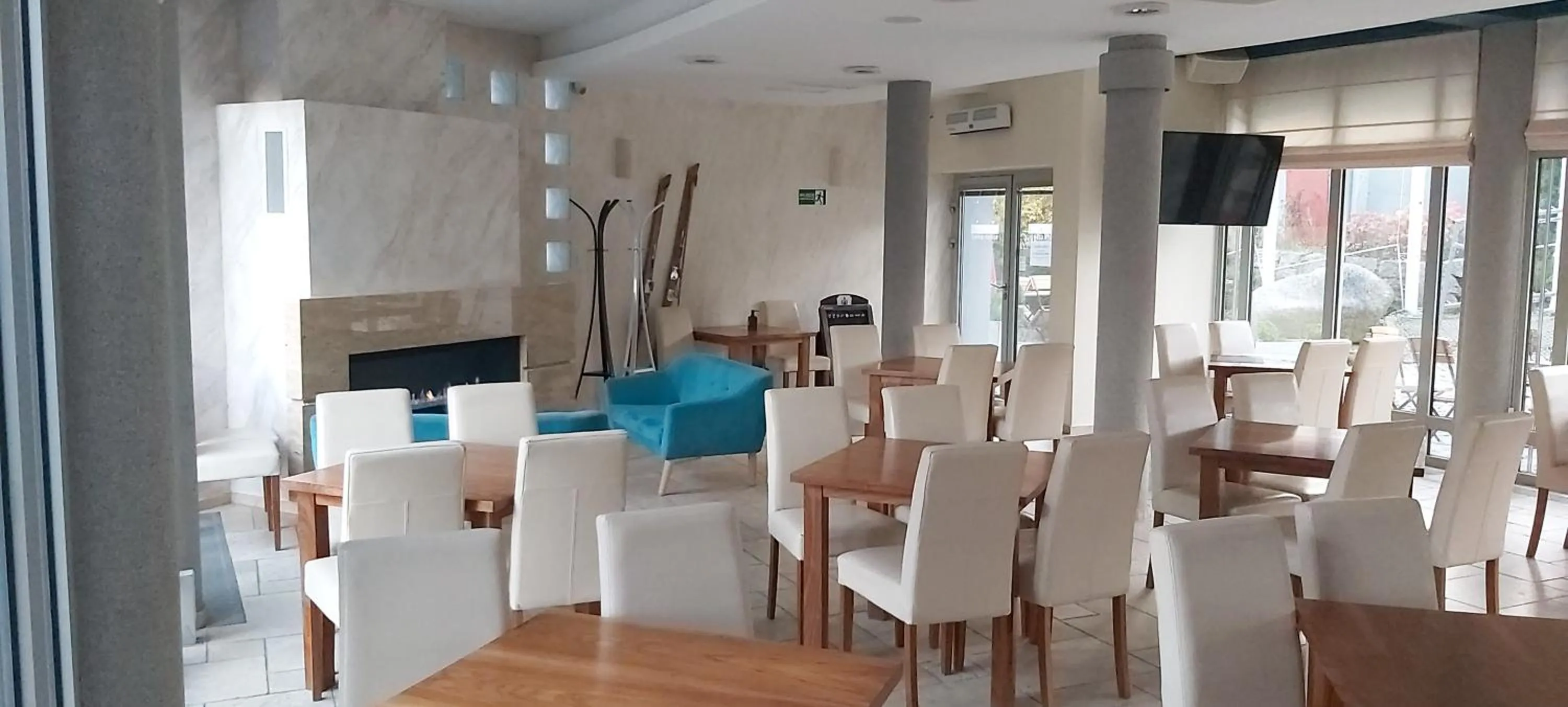 Restaurant/places to eat in Szara Willa tuż przy wyciągu na Szrenicę