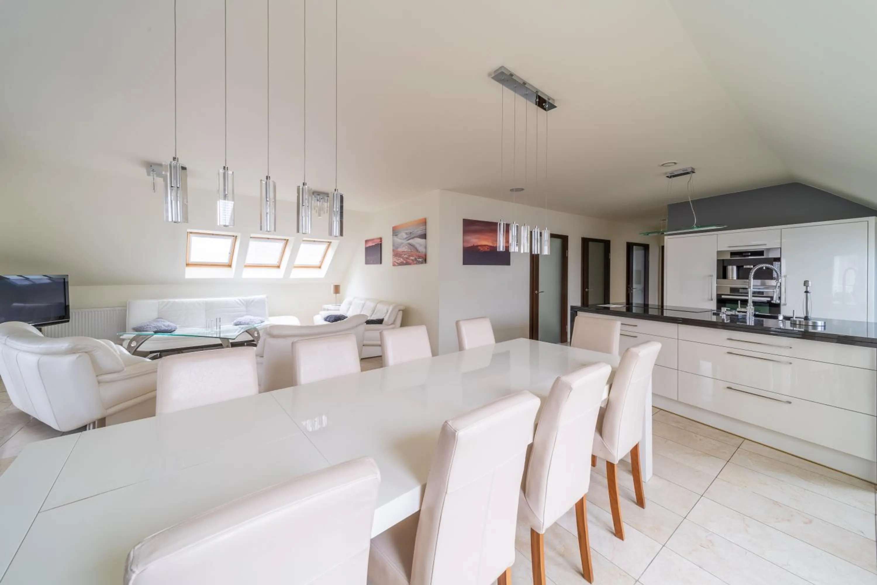 Dining area in Szara Willa tuż przy wyciągu na Szrenicę