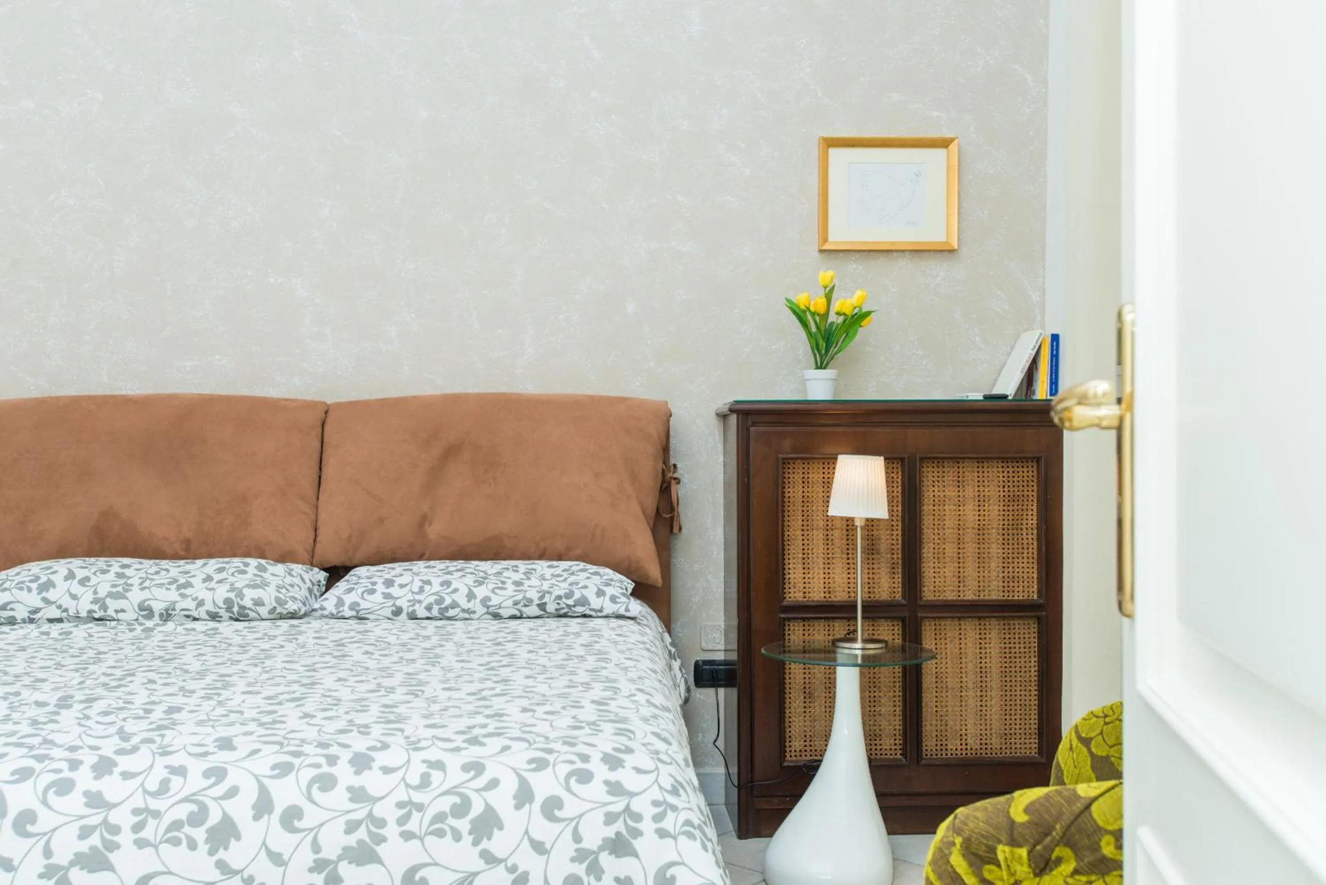 Bedroom, Bed in Il Garbino Suite and Apartment