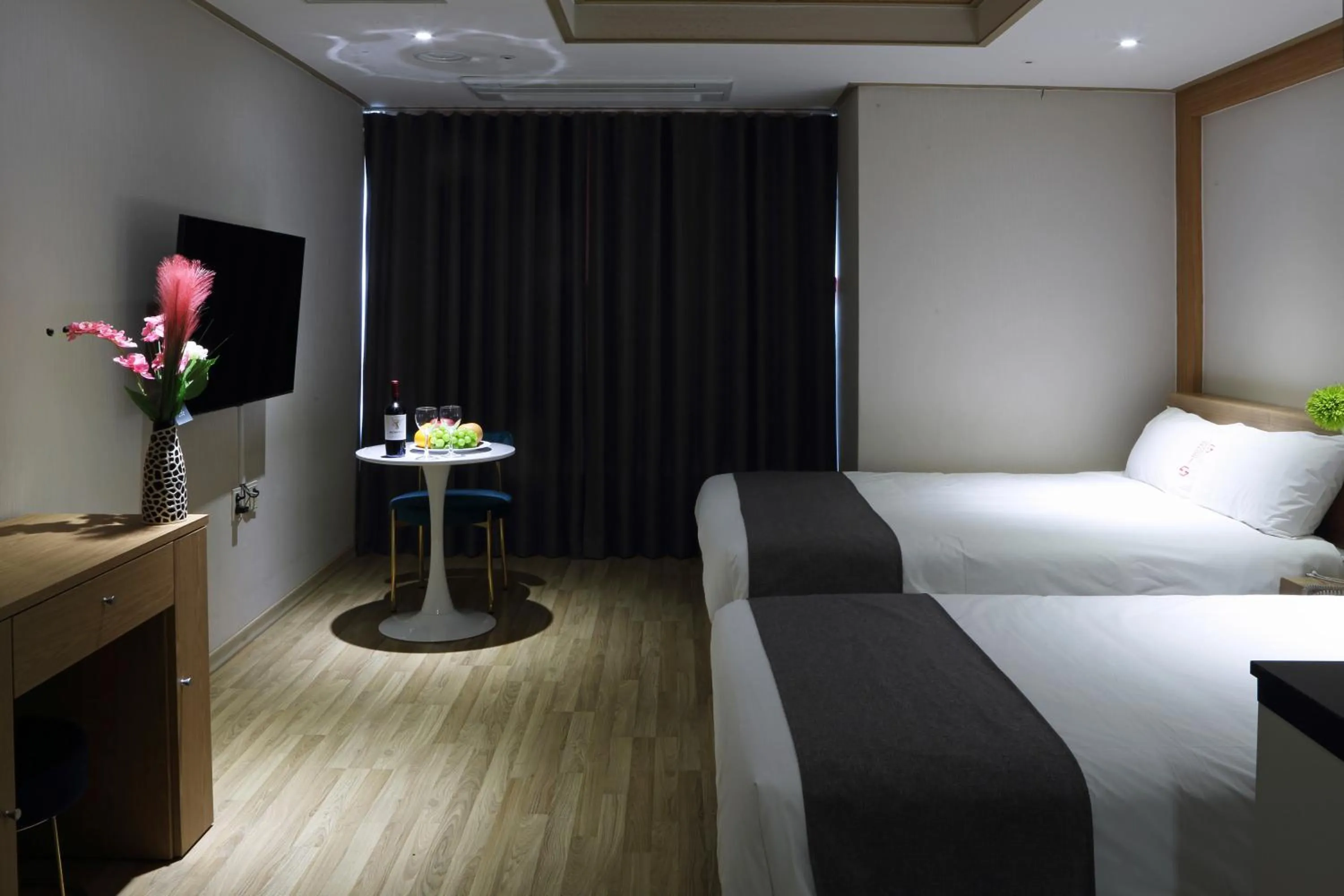 Bed in Incheon The Hotel Yeongjong