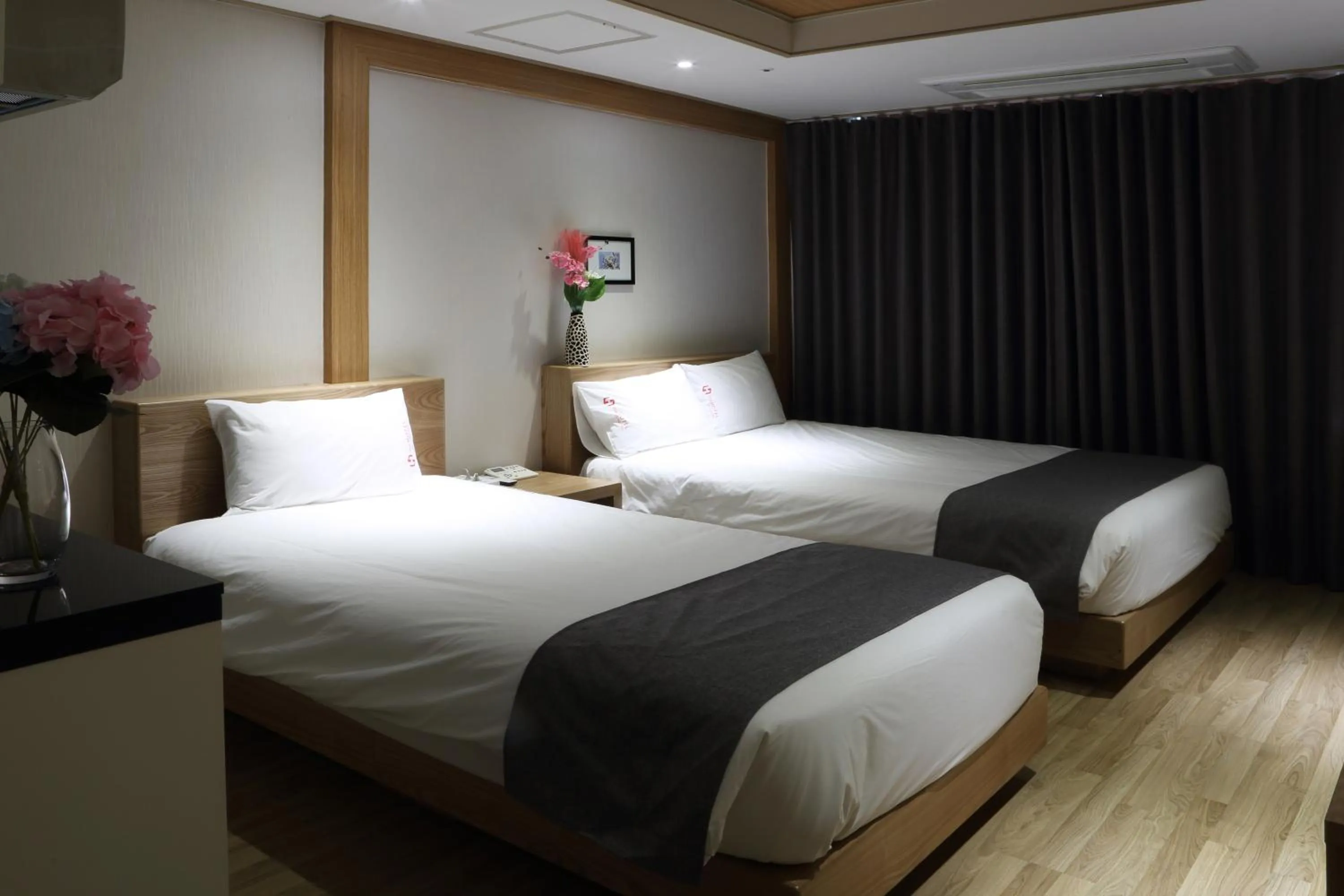 Bed in Incheon The Hotel Yeongjong