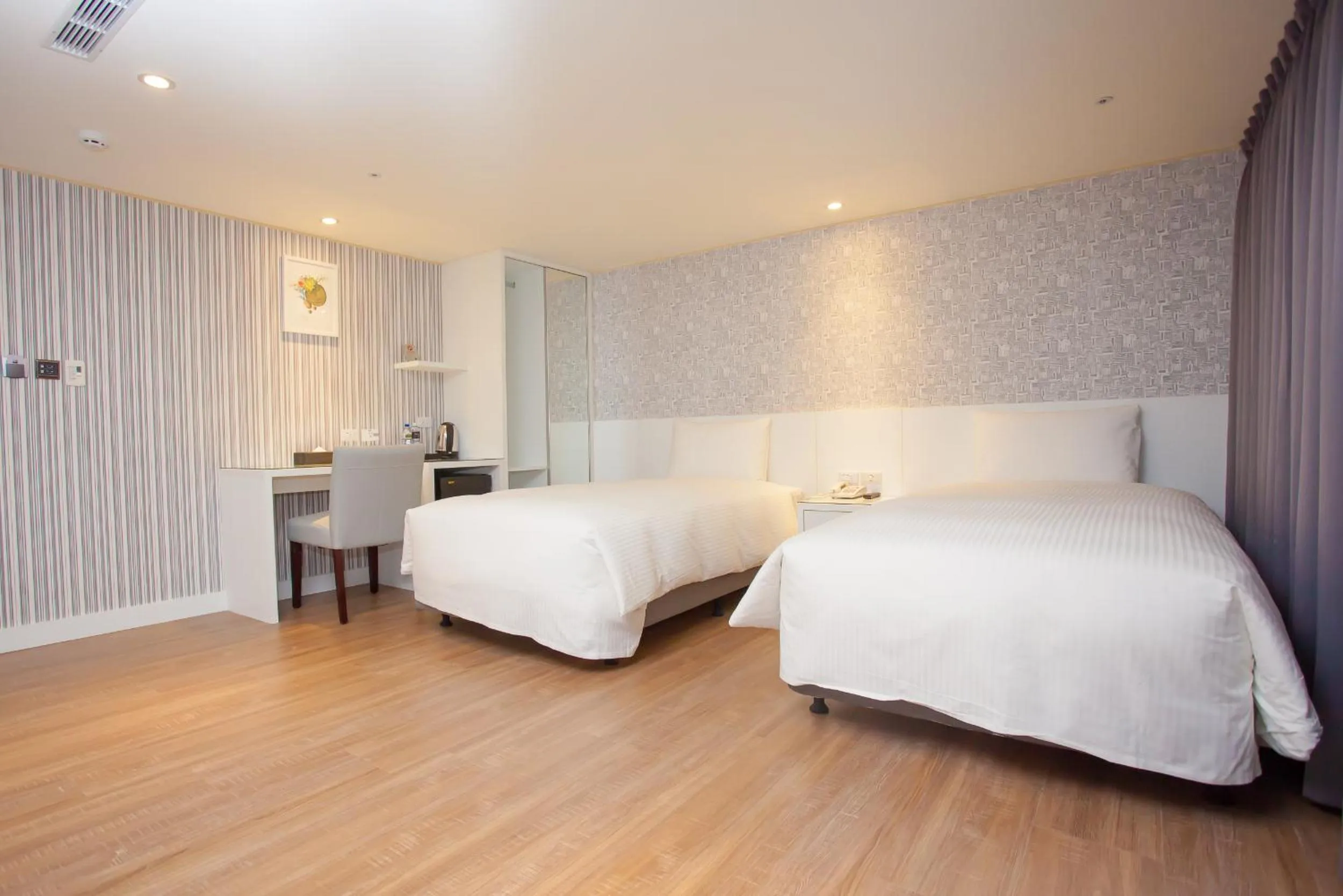 Bedroom, Bed in Golden Pacific Hotel