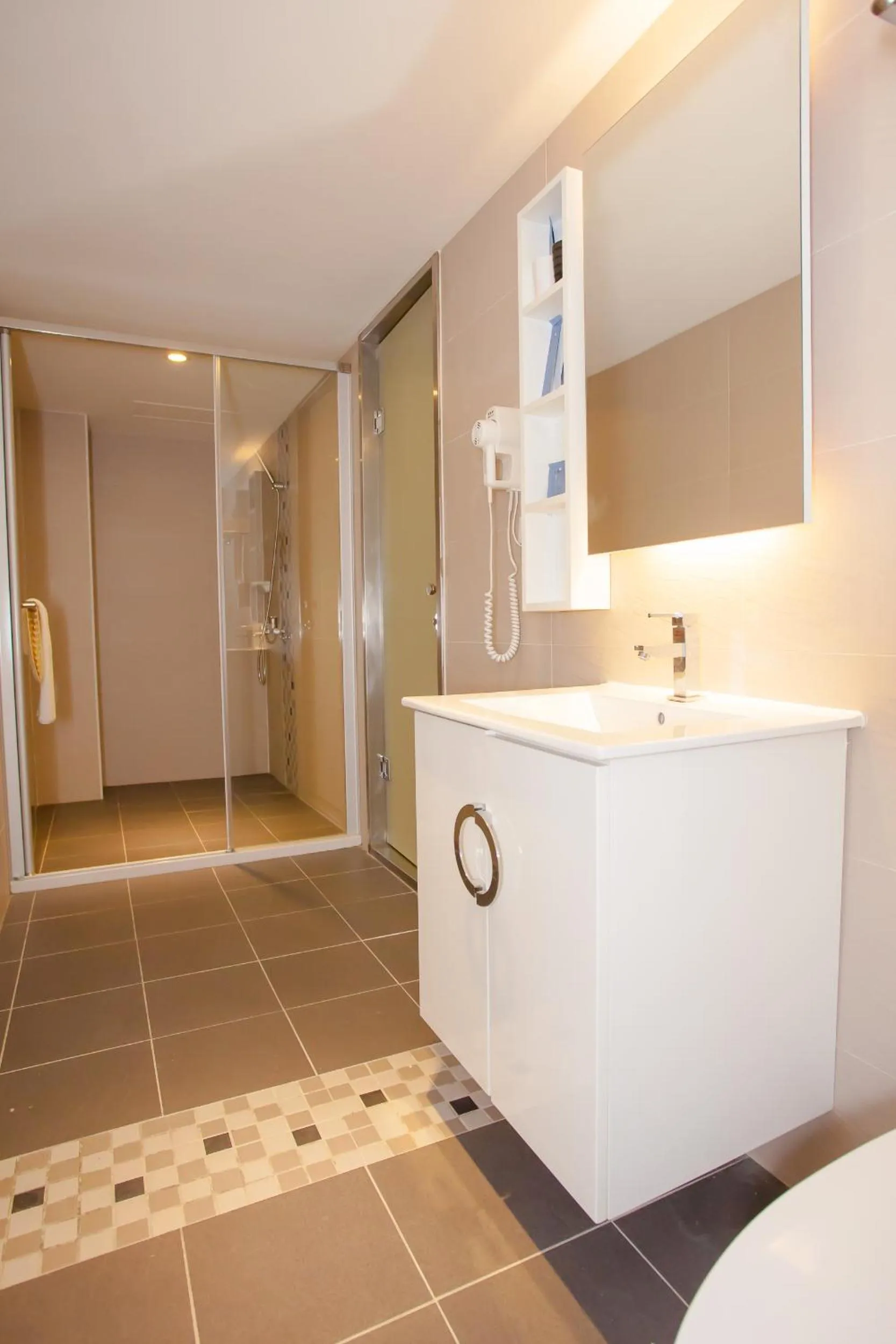 Bathroom in Golden Pacific Hotel