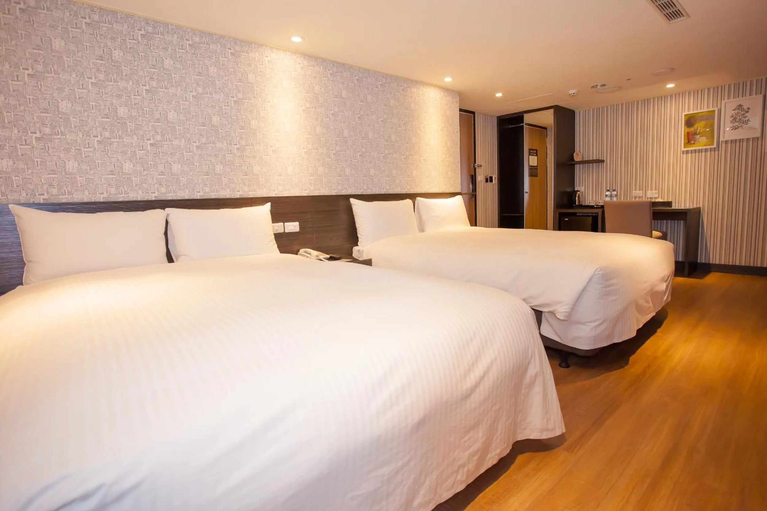 Bedroom, Bed in Golden Pacific Hotel