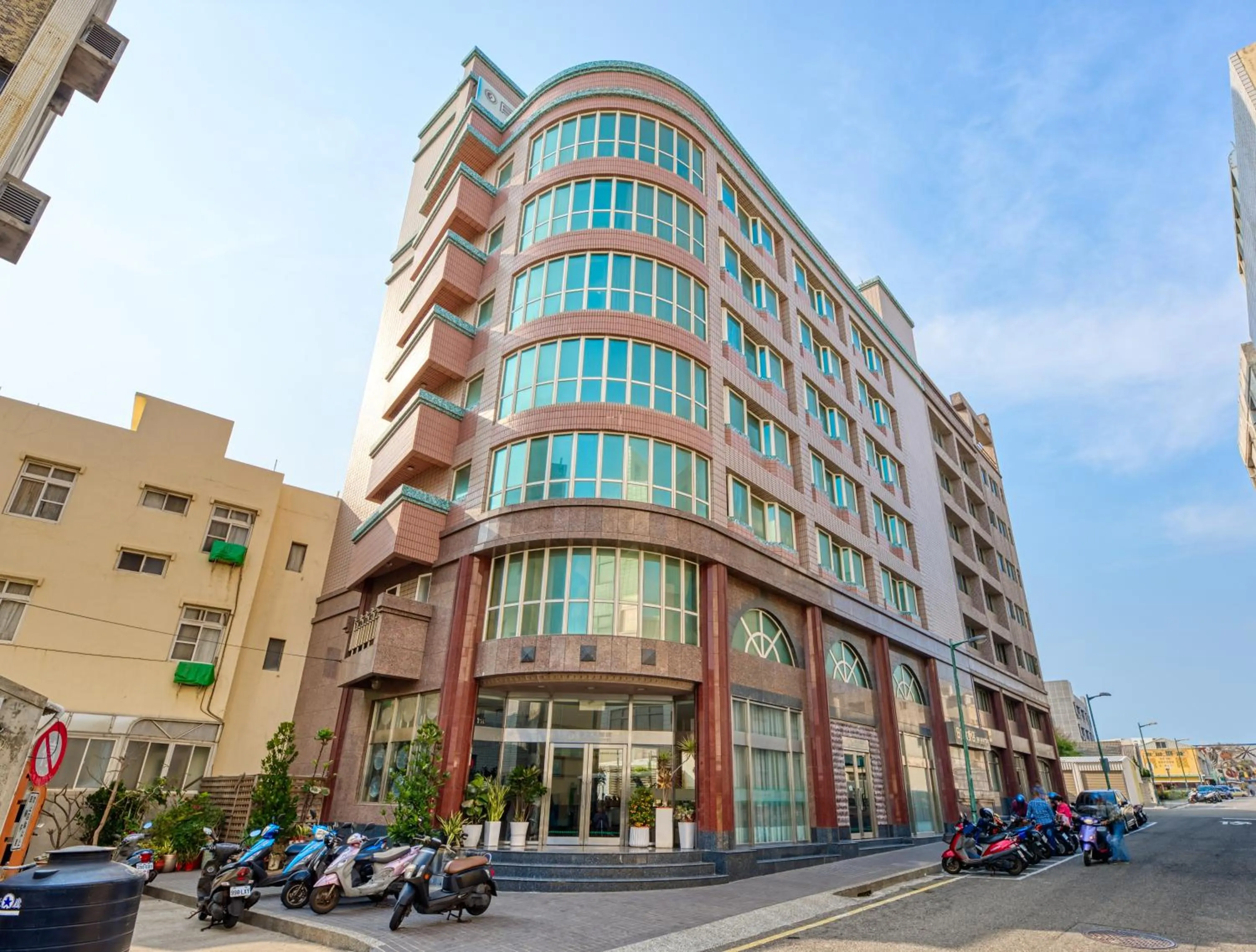 Property building in Jih Lih Hotel