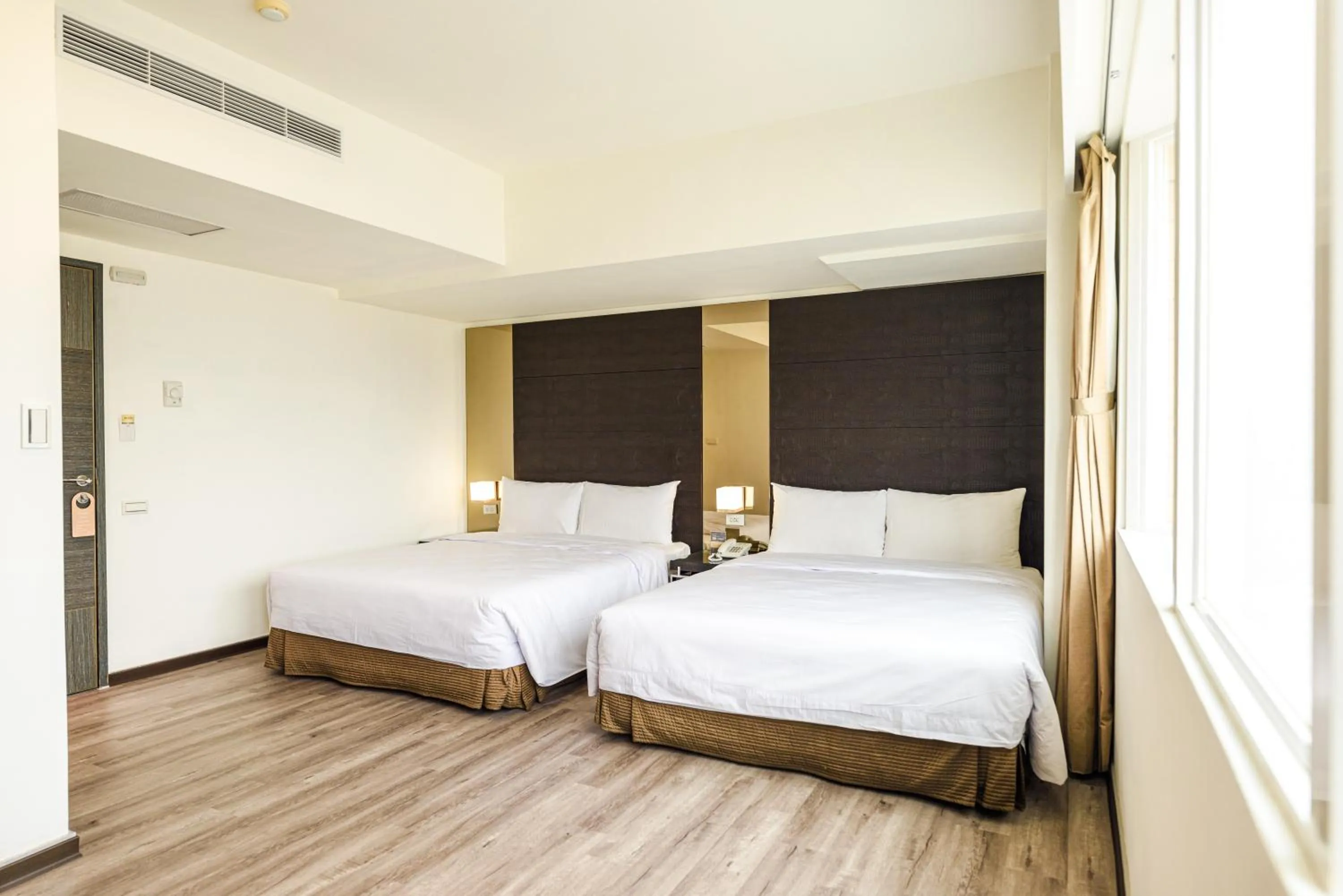 Photo of the whole room, Bed in Jih Lih Hotel