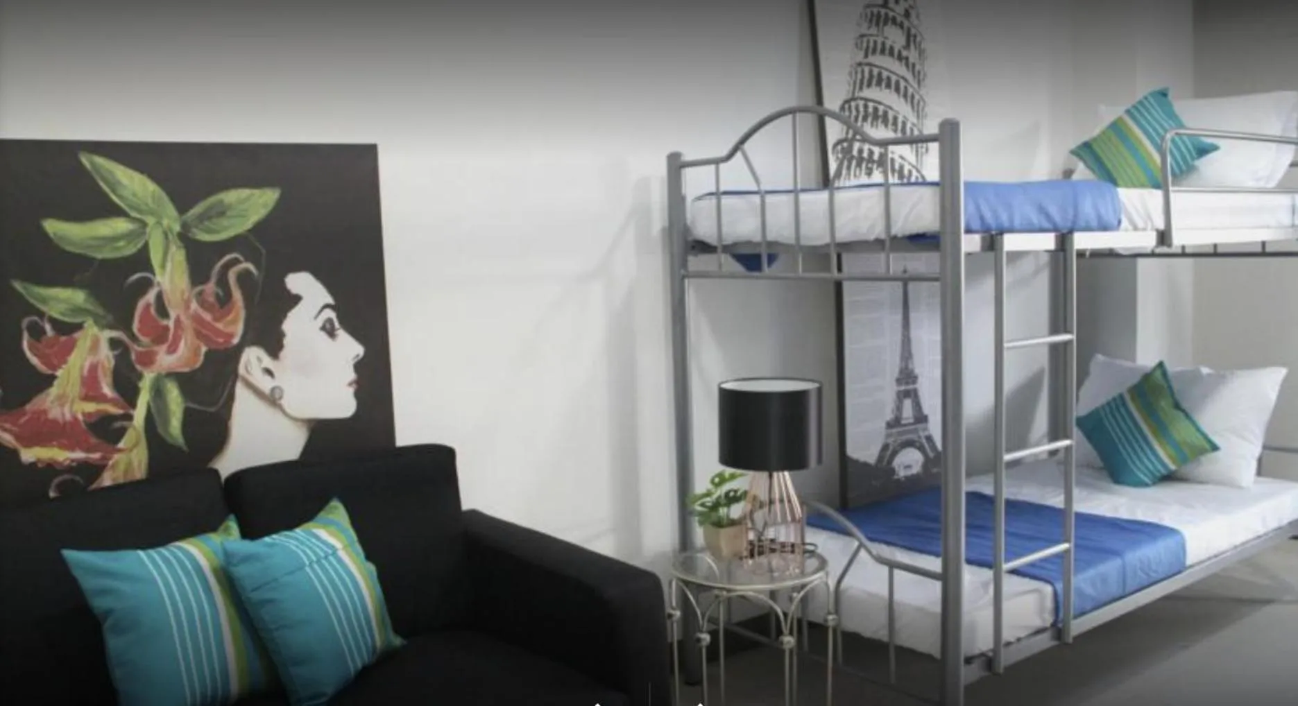 Shower, Bed in Ortigas Budget Hotel - Kapitolyo