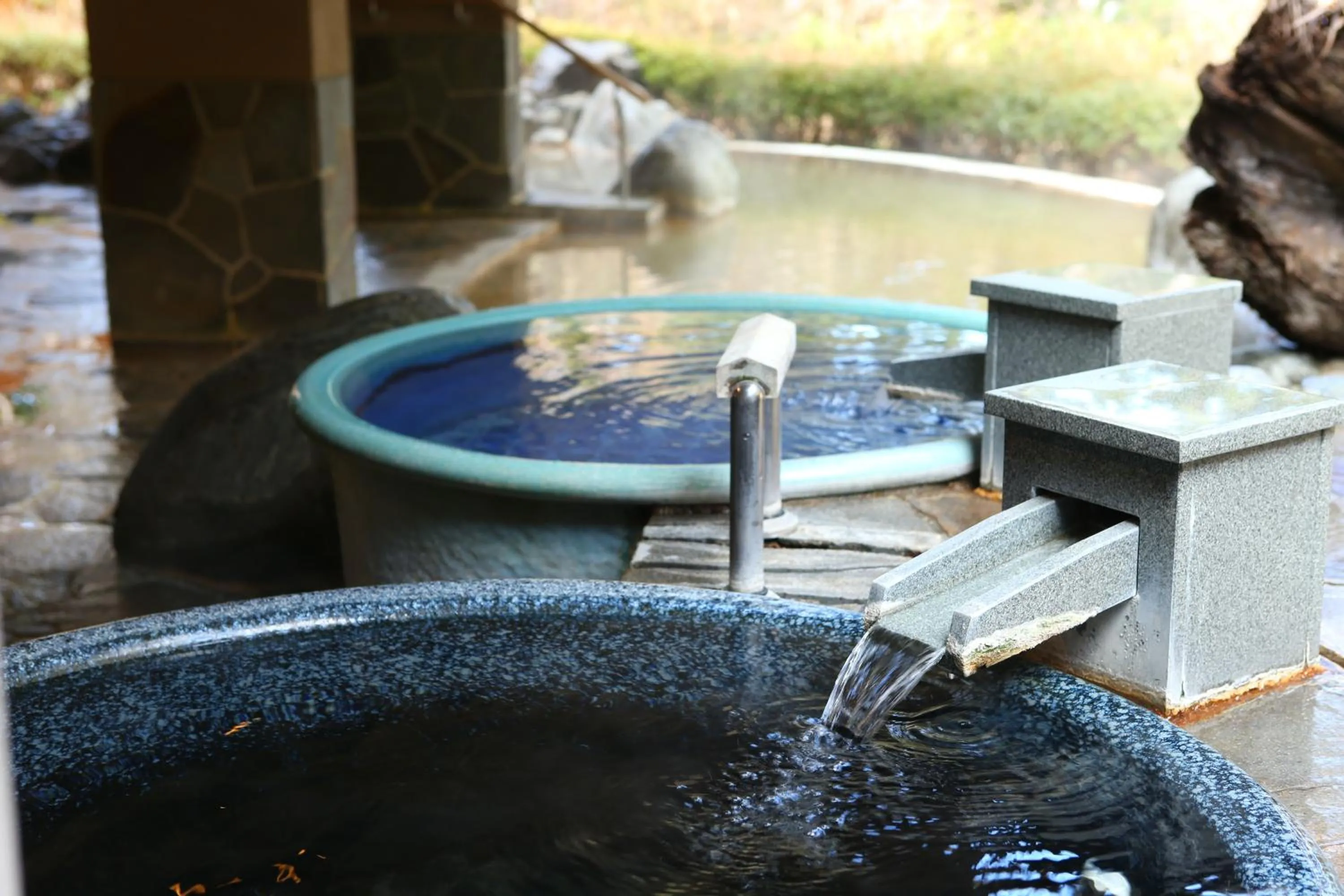 Hot Spring Bath in Hakone Hisui