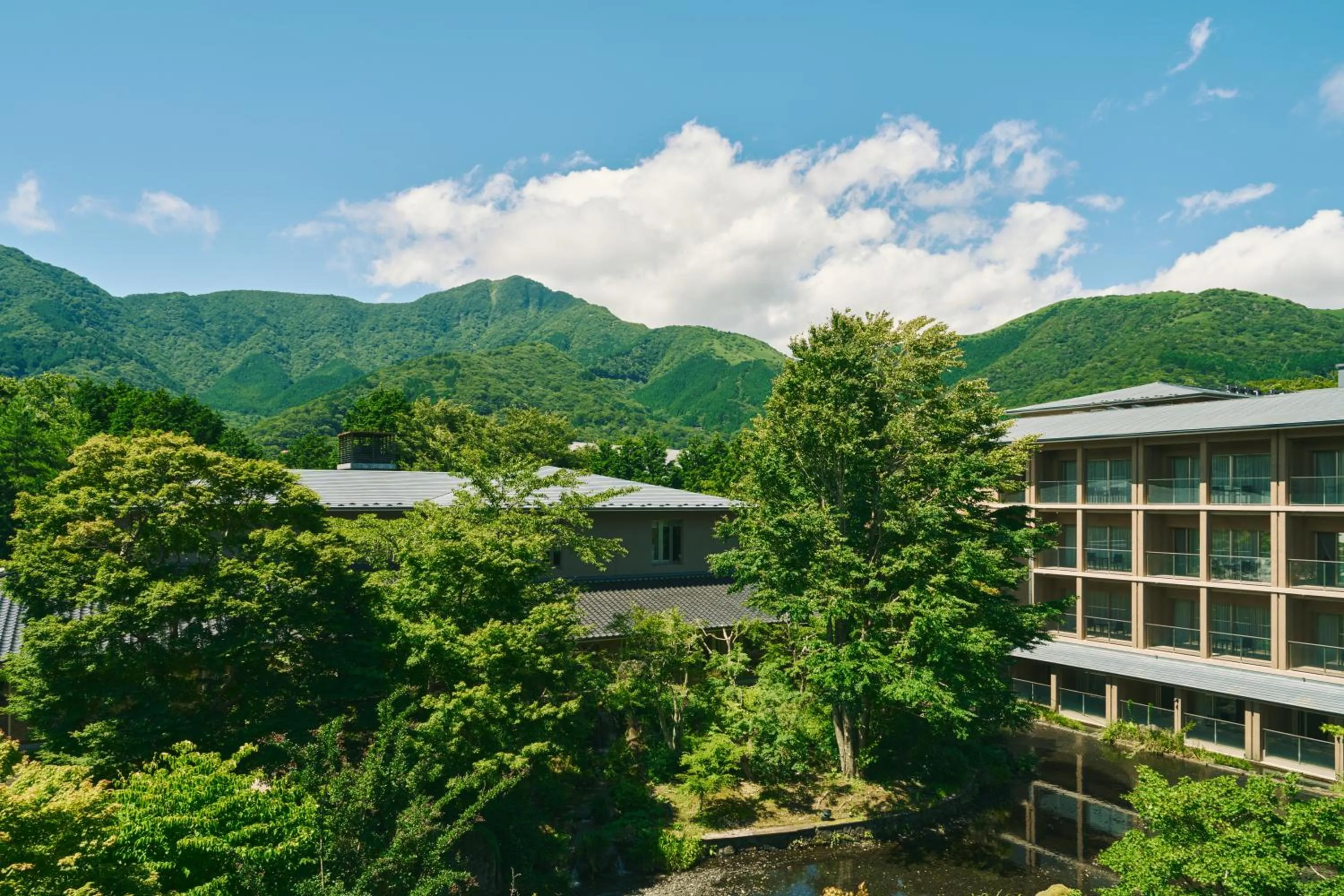 Photo of the whole room in Hakone Hisui