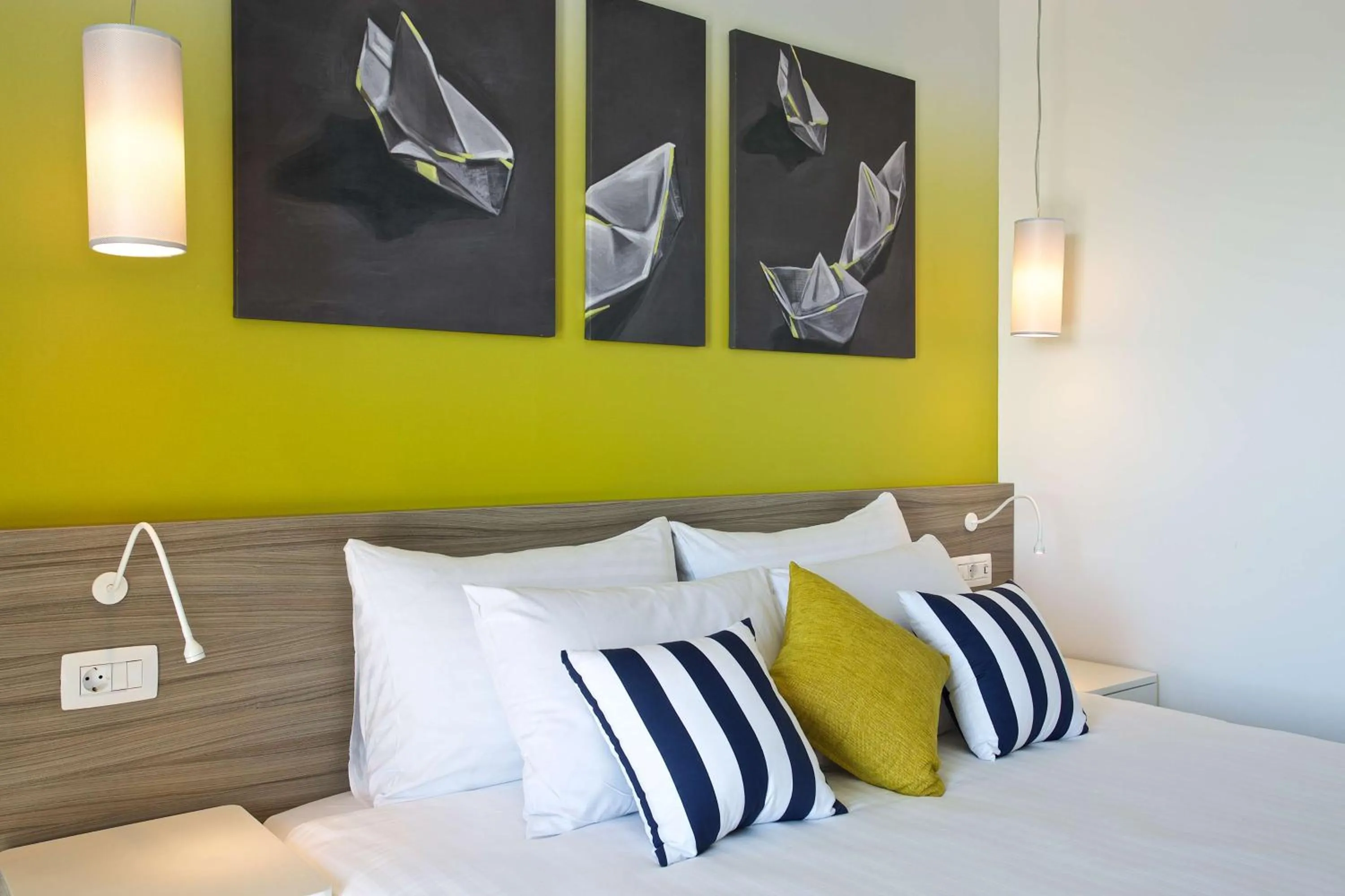 Bed in Park Plaza Arena Pula