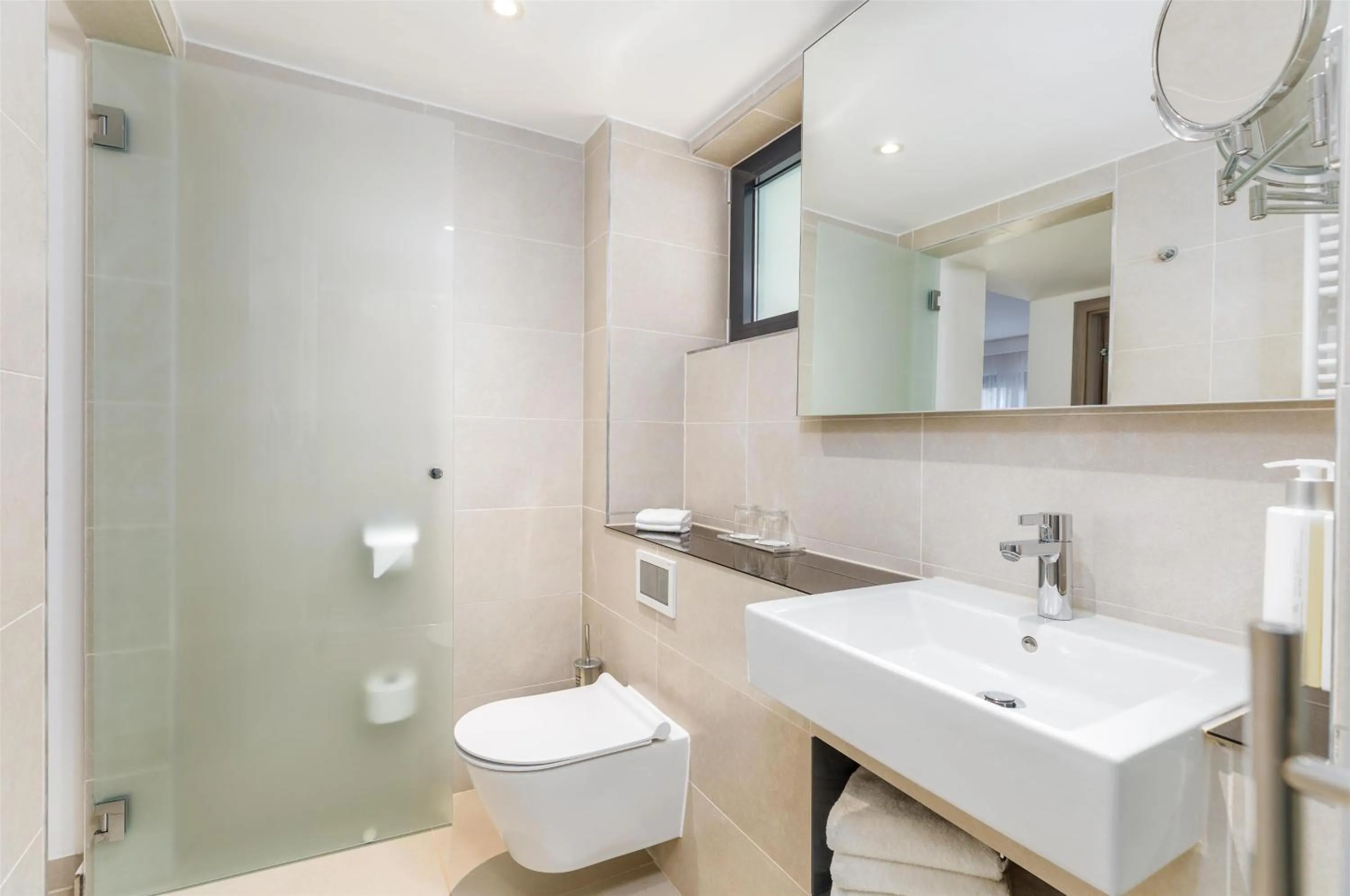 Bathroom in Park Plaza Arena Pula