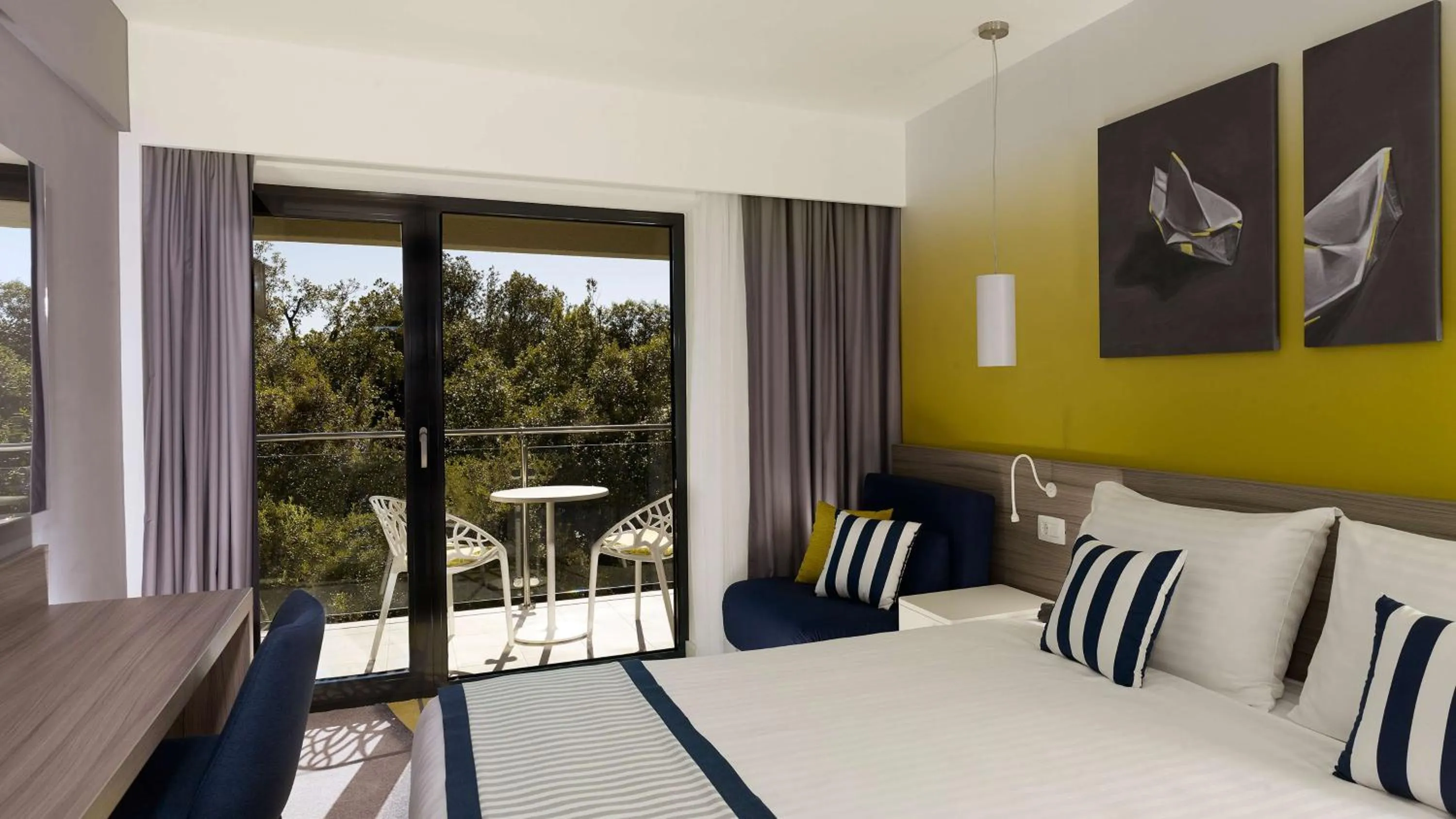 Bed in Park Plaza Arena Pula