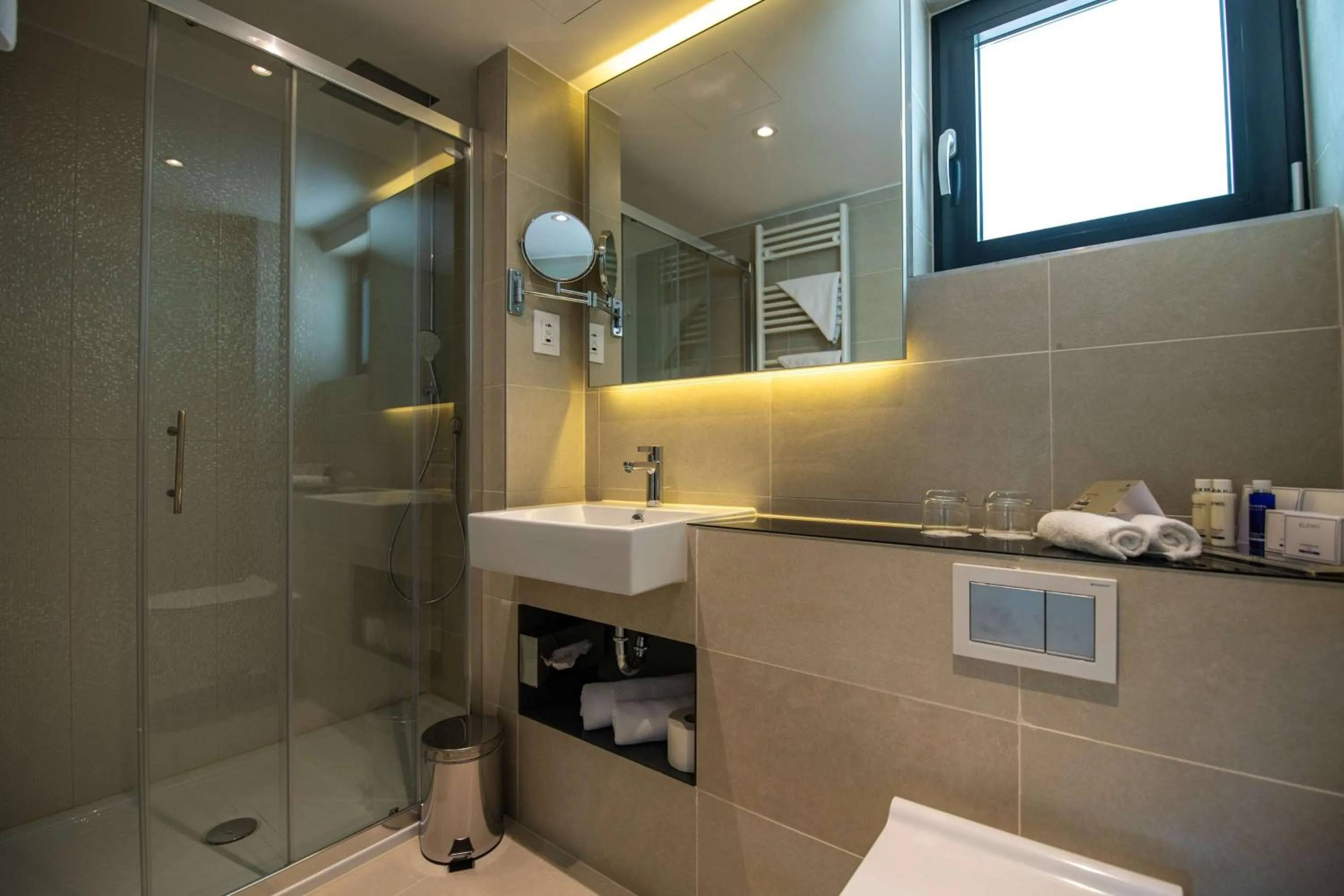 Bathroom in Park Plaza Arena Pula