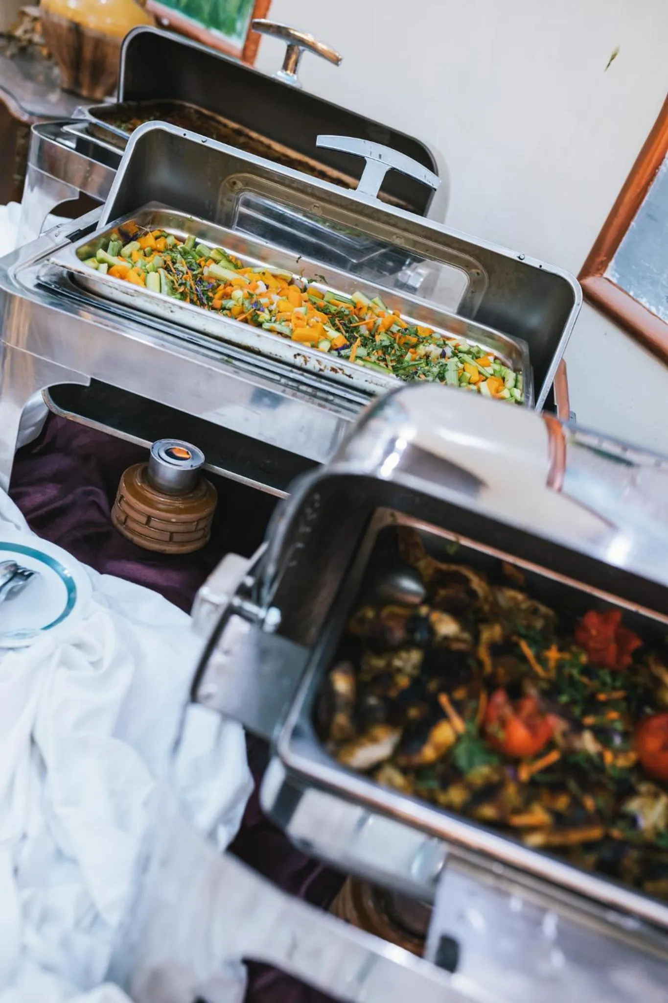 Restaurant/places to eat in Tuya Hotel