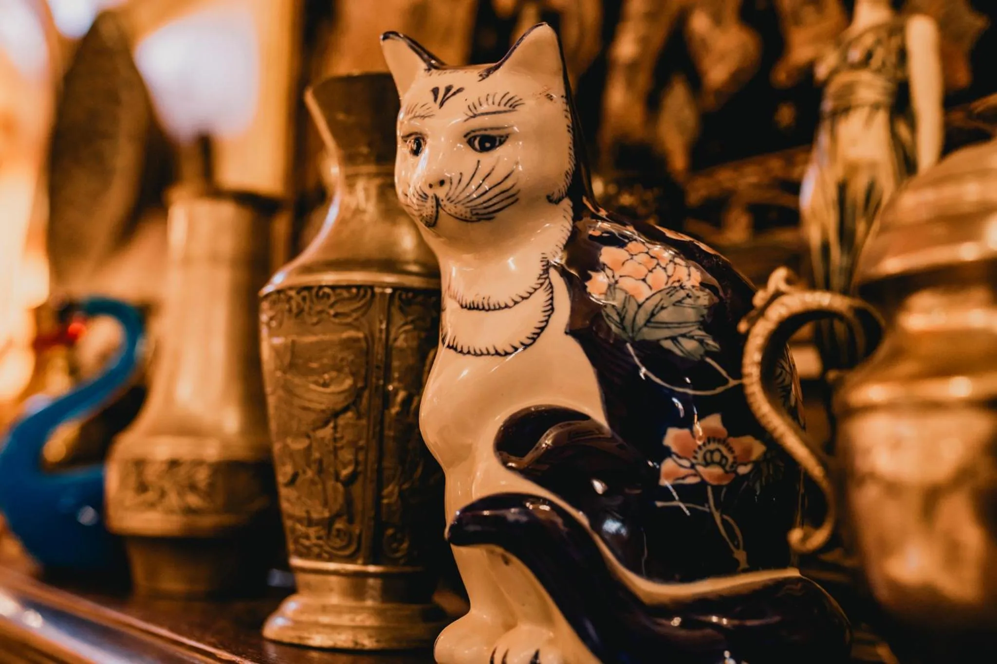 Restaurant/places to eat in Tuya Hotel