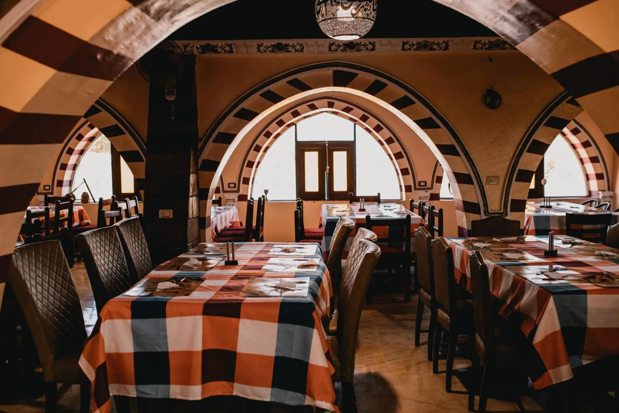 Restaurant/places to eat in Tuya Hotel