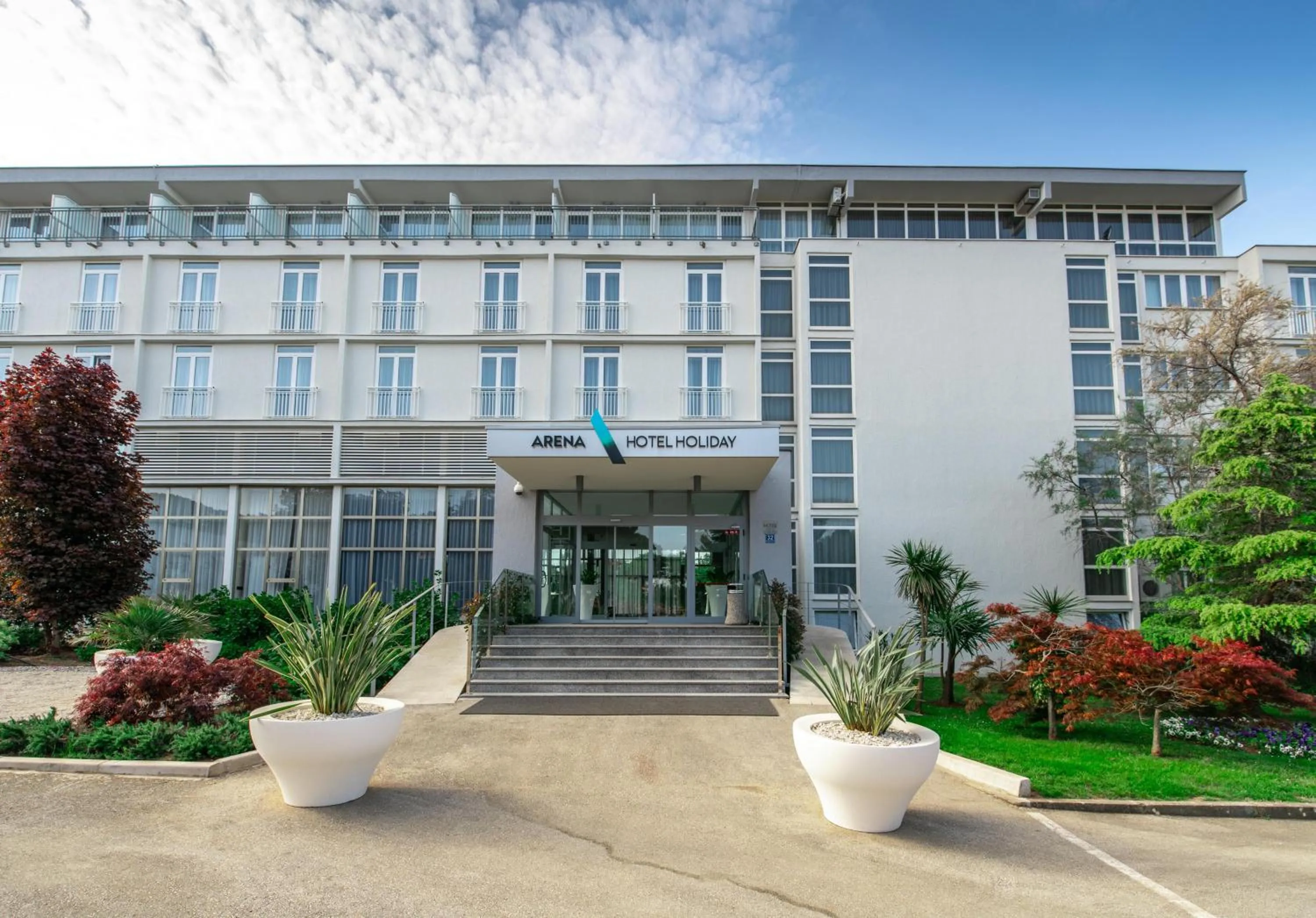Property building in Arena Hotel Holiday