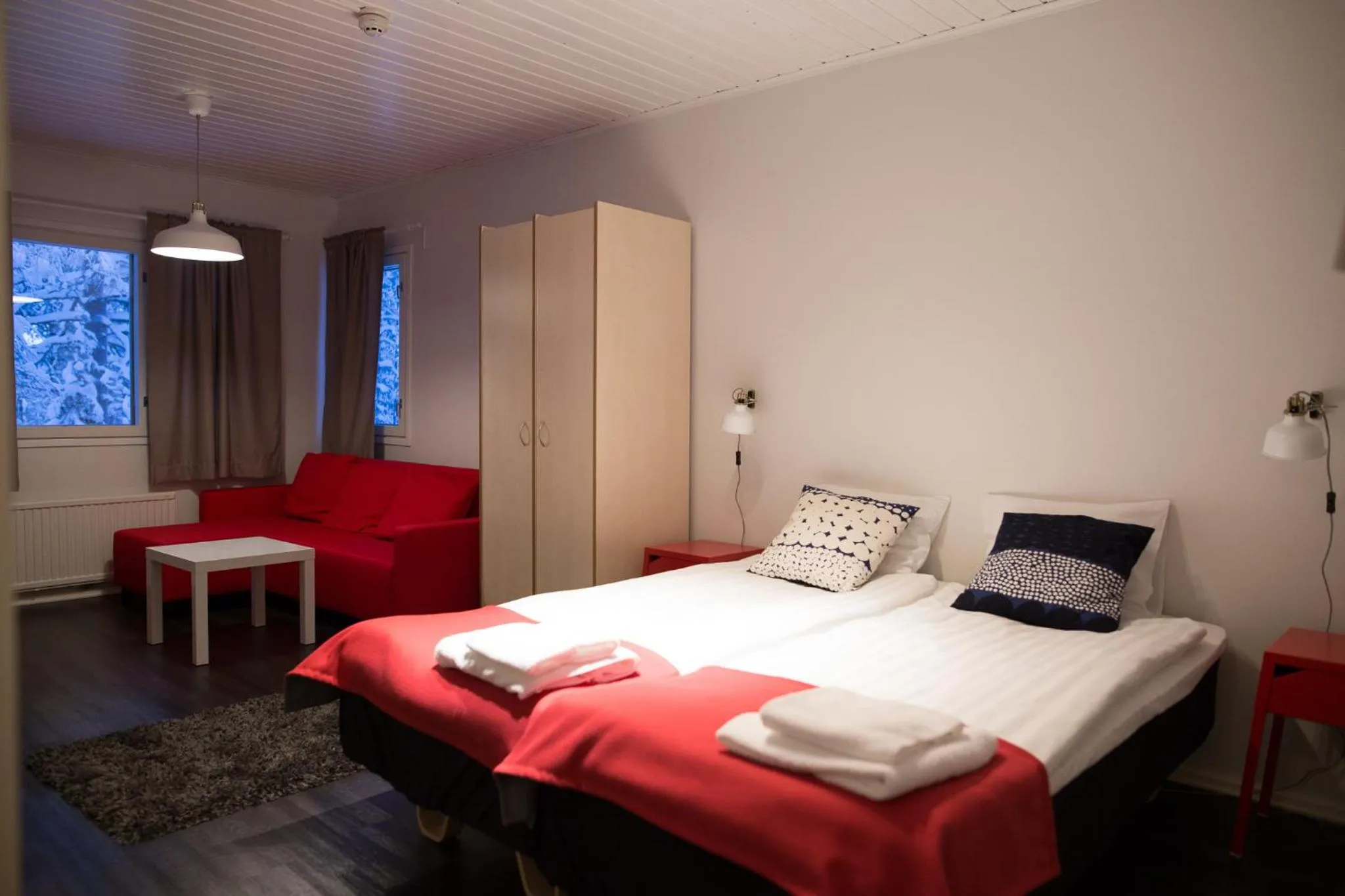 Photo of the whole room, Bed in Kuerkievari KuerHotel