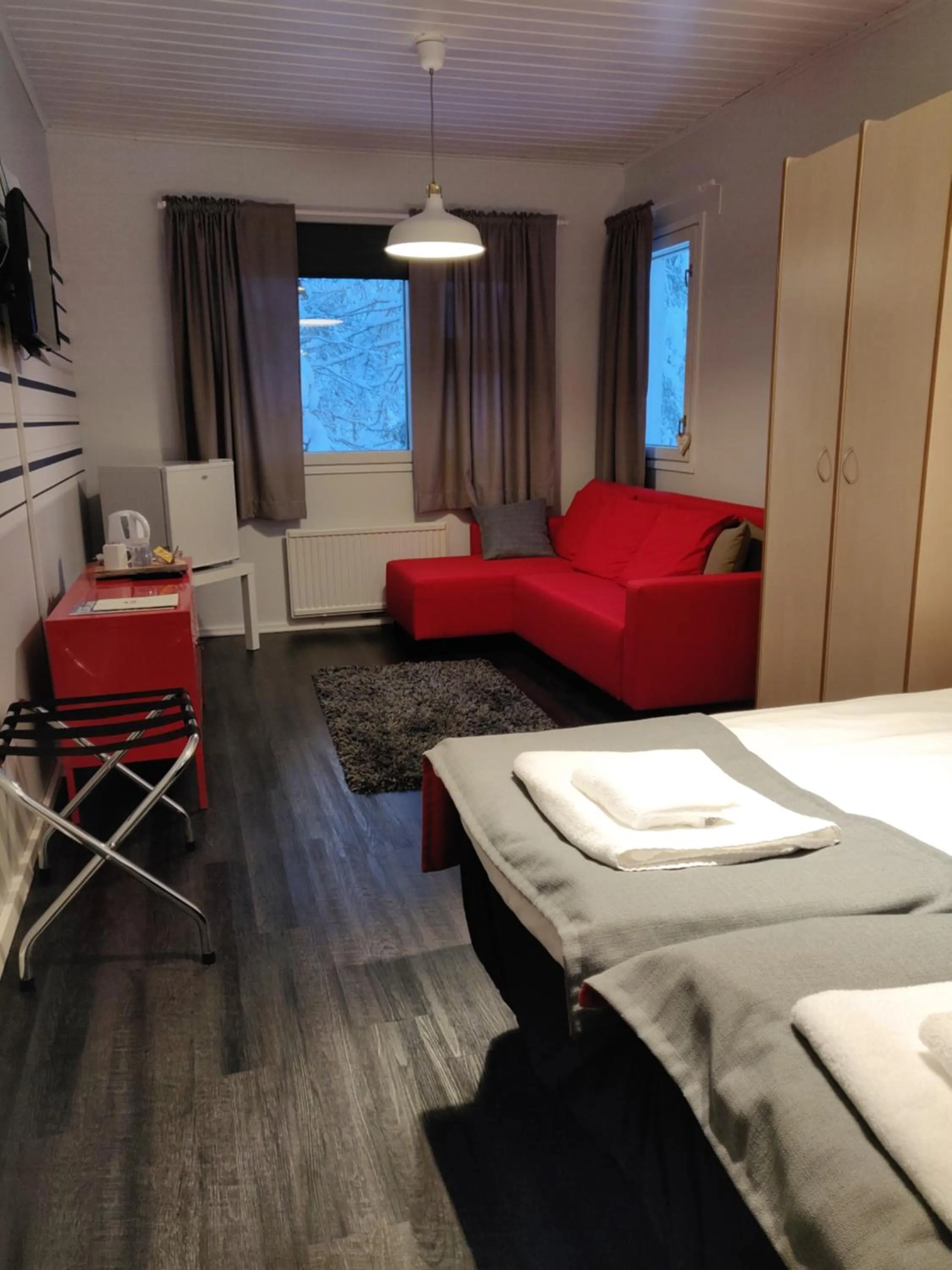 Photo of the whole room, Bed in Kuerkievari KuerHotel