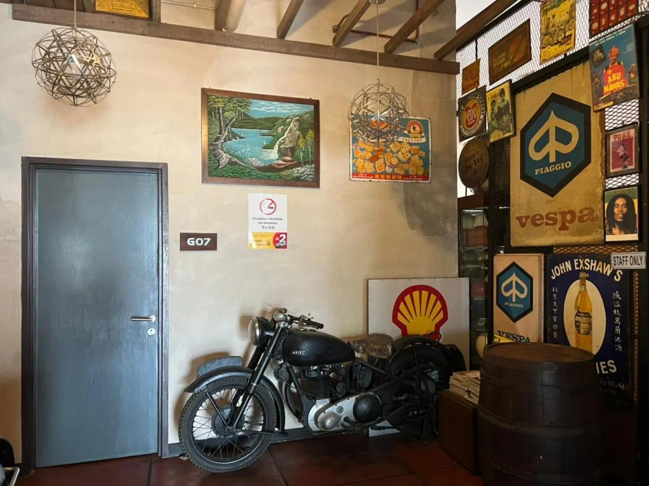 Property building in Rock Wood Hotel