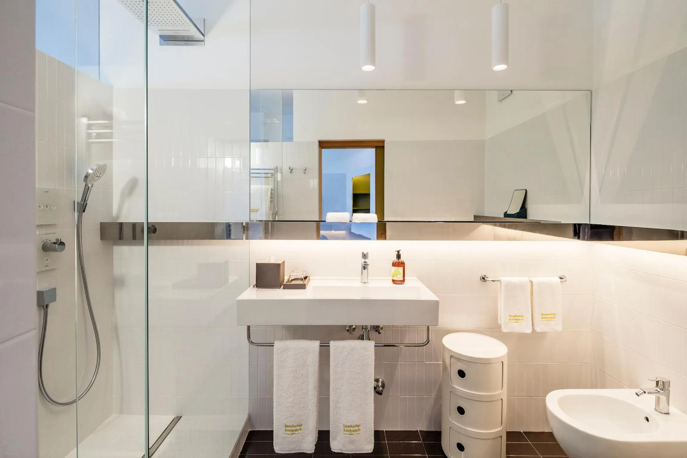 Shower in Seehotel Ambach