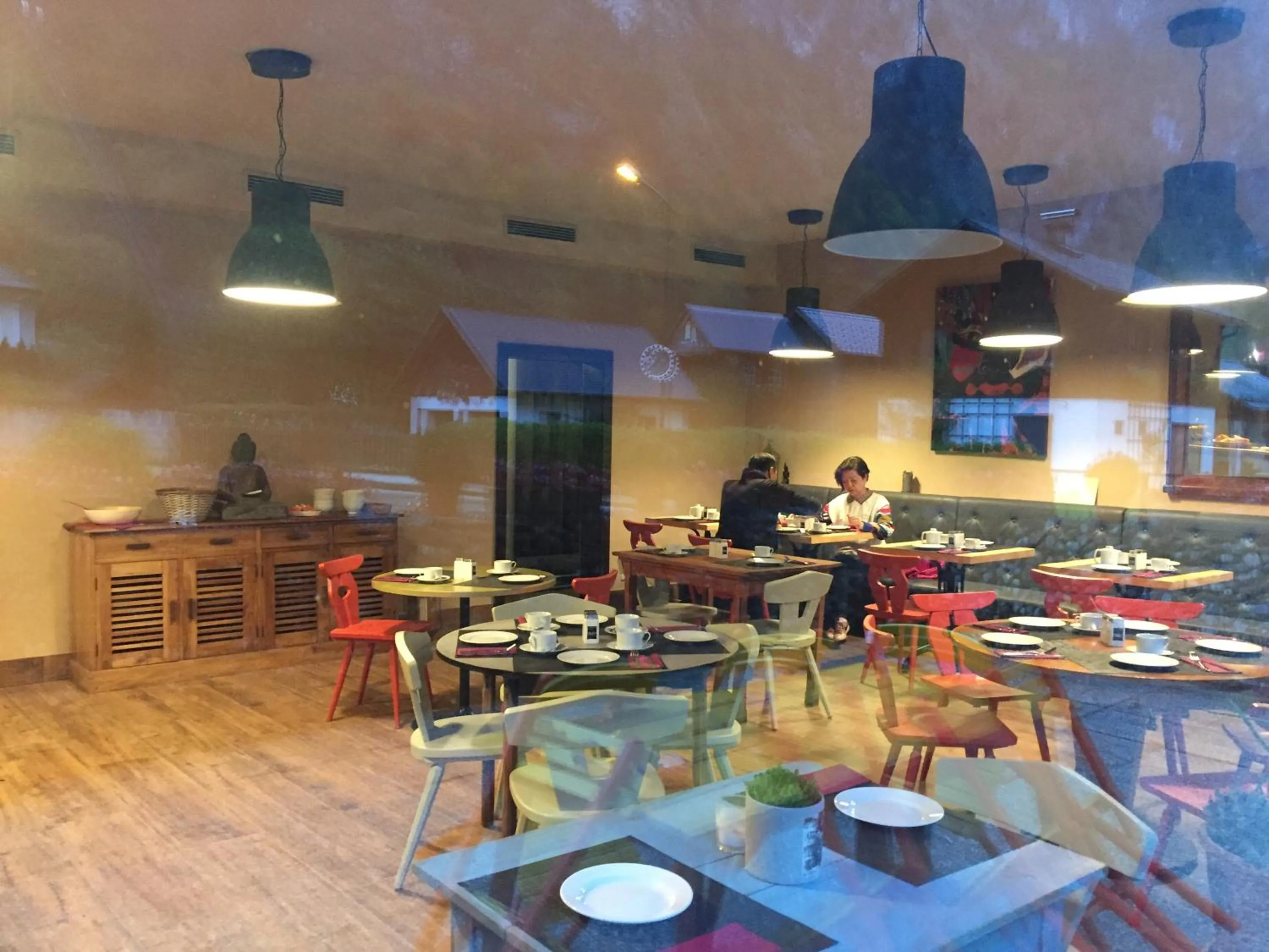 Restaurant/places to eat in Fenix Hall Boutique Hotel Hallstatt