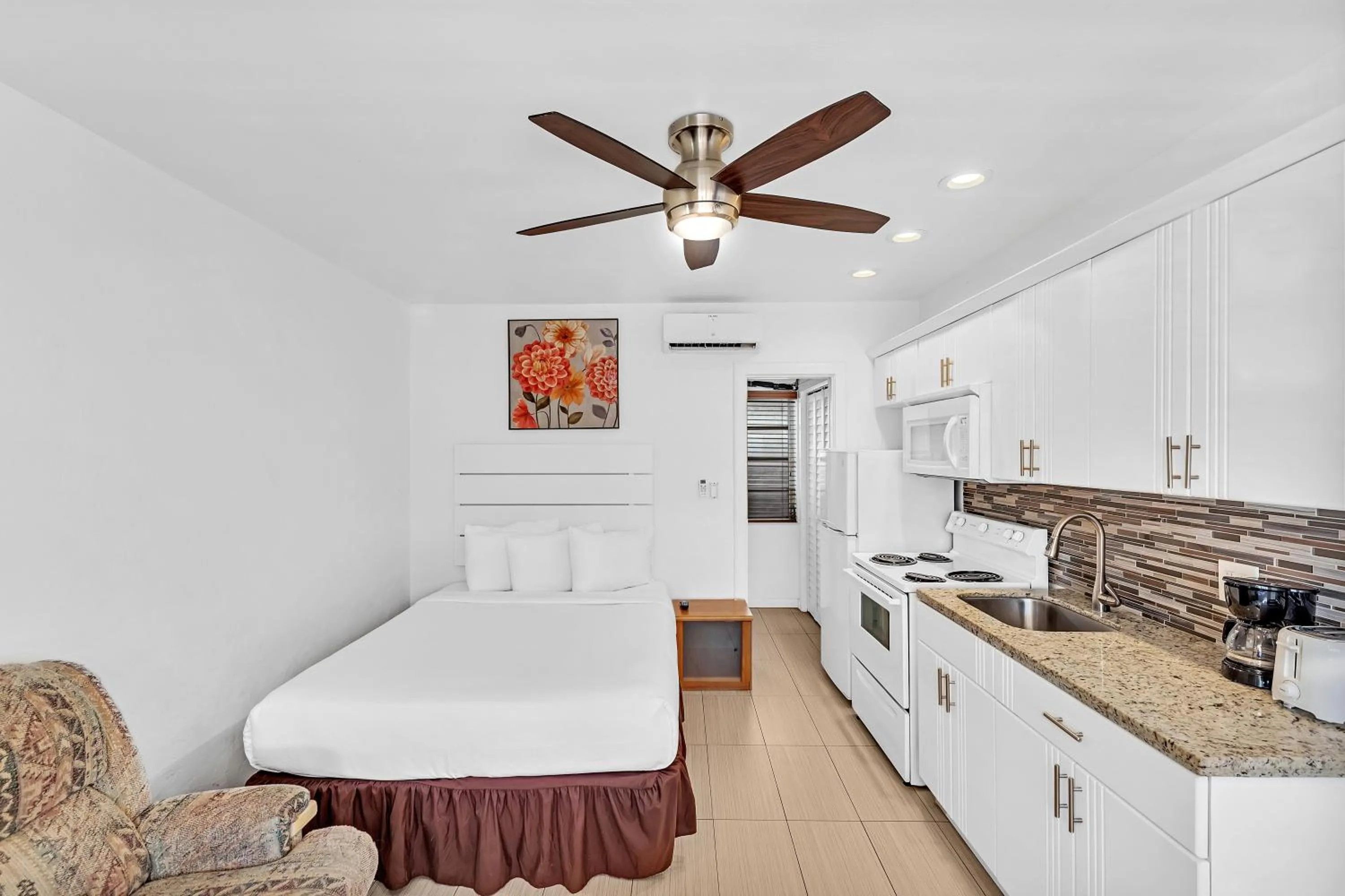 Bedroom in The Sunrise