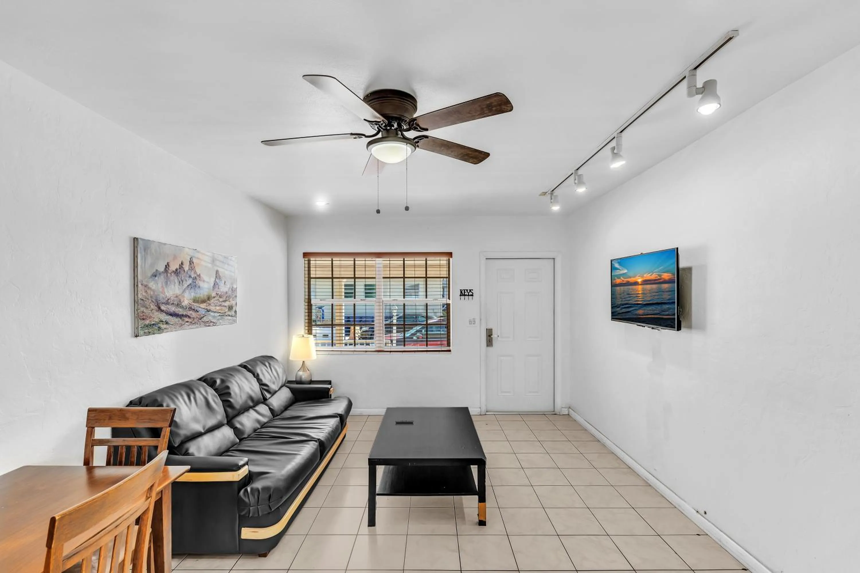 TV and multimedia in The Sunrise