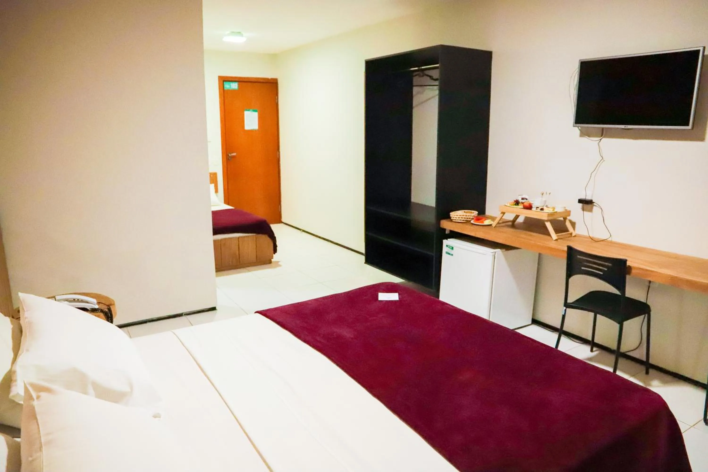 Bedroom, Bed in Arrey Beach Hotel