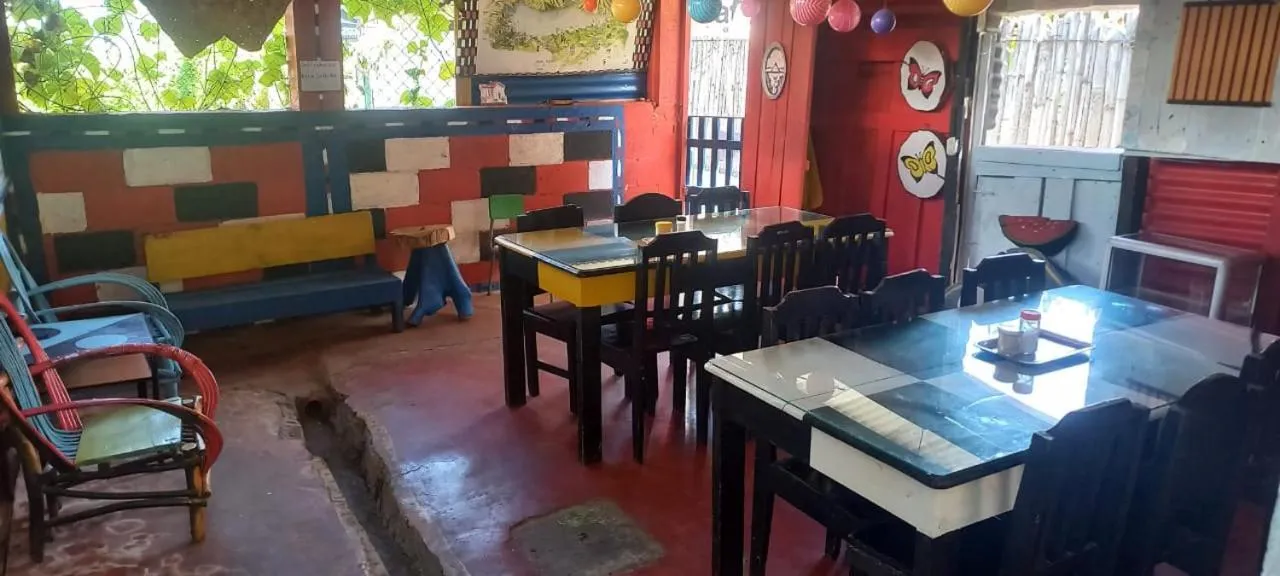 Restaurant/places to eat in Hotel y Restaurante Playa Linda