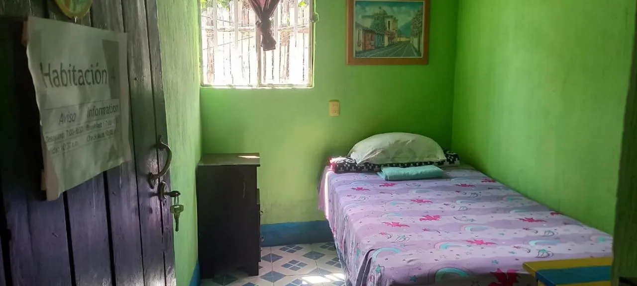 Bed in Hotel y Restaurante Playa Linda