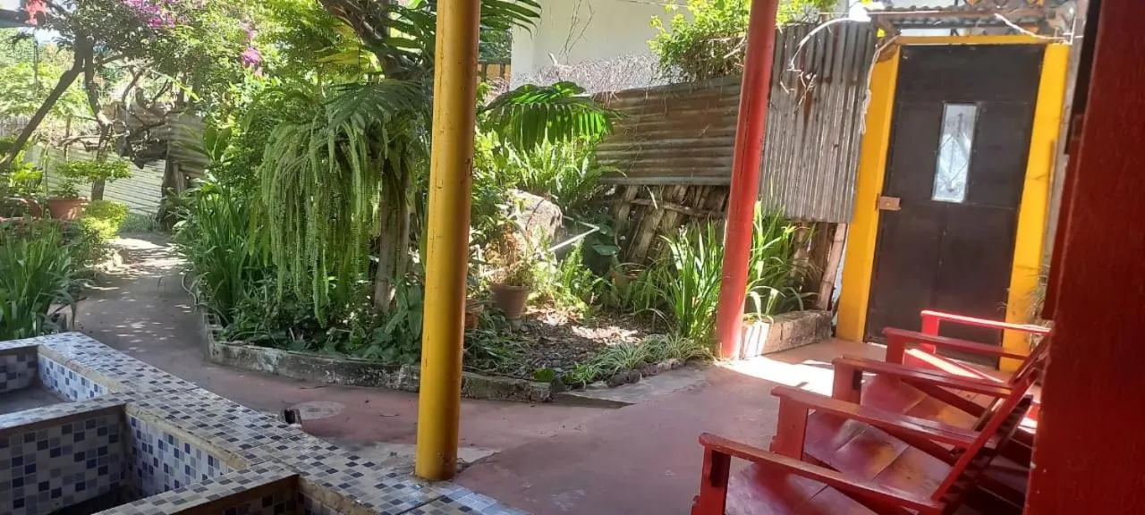 Garden in Hotel y Restaurante Playa Linda