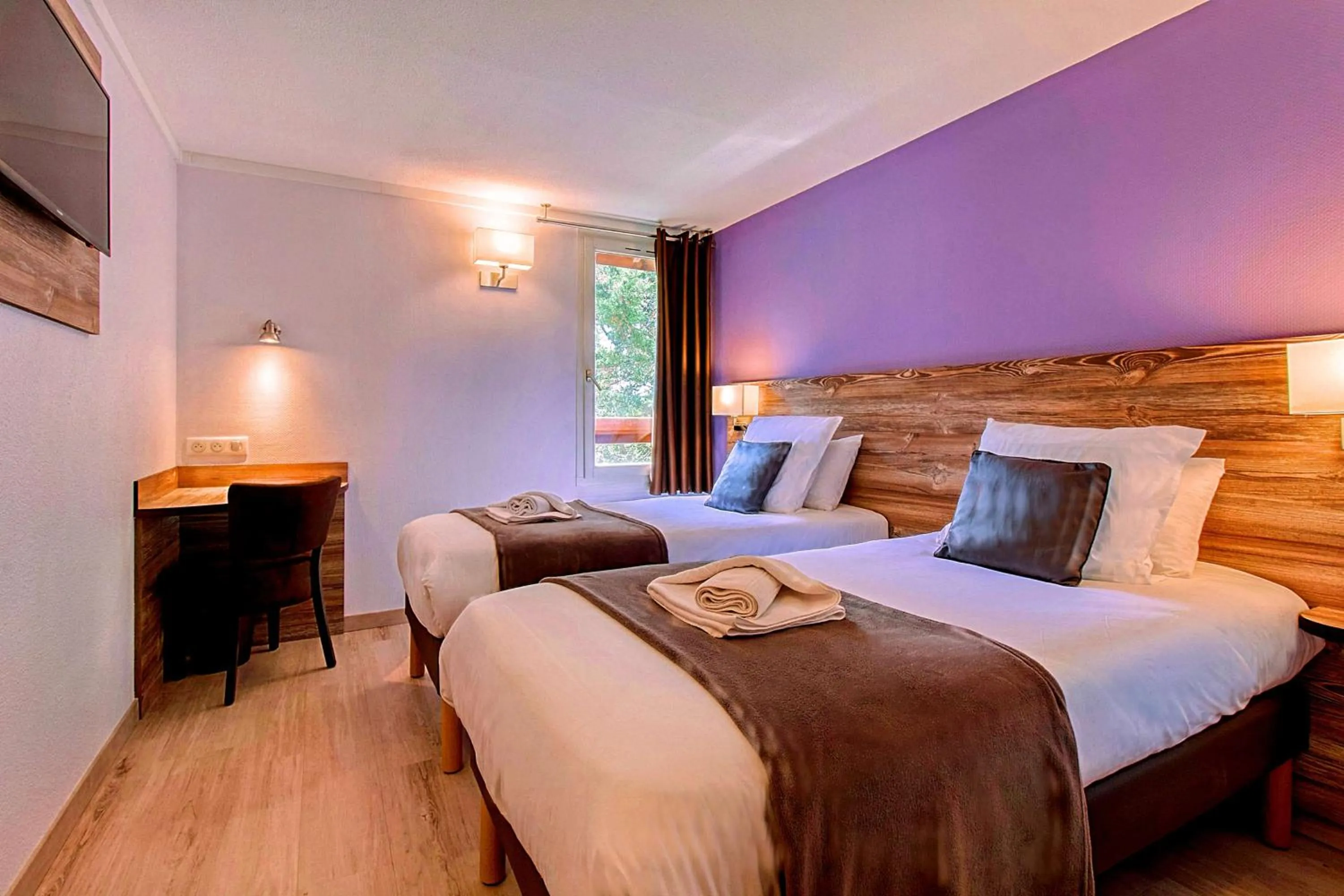 Bedroom, Bed in Brit Hotel Confort Pau Lons