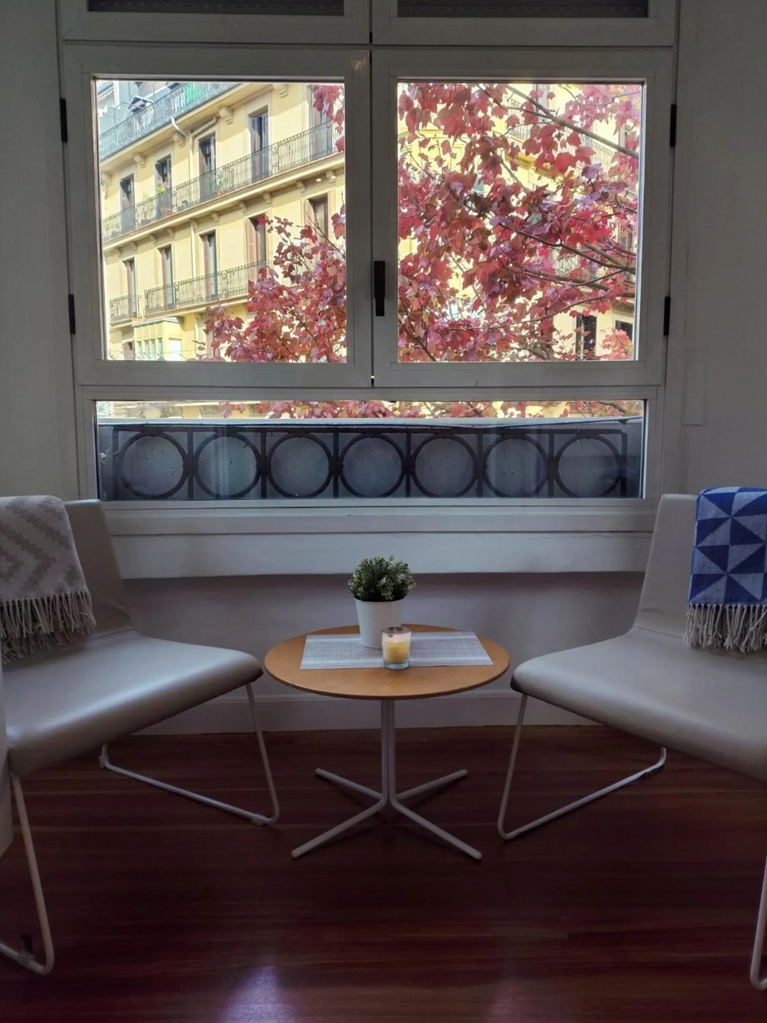 Living room in Pensión La Perla