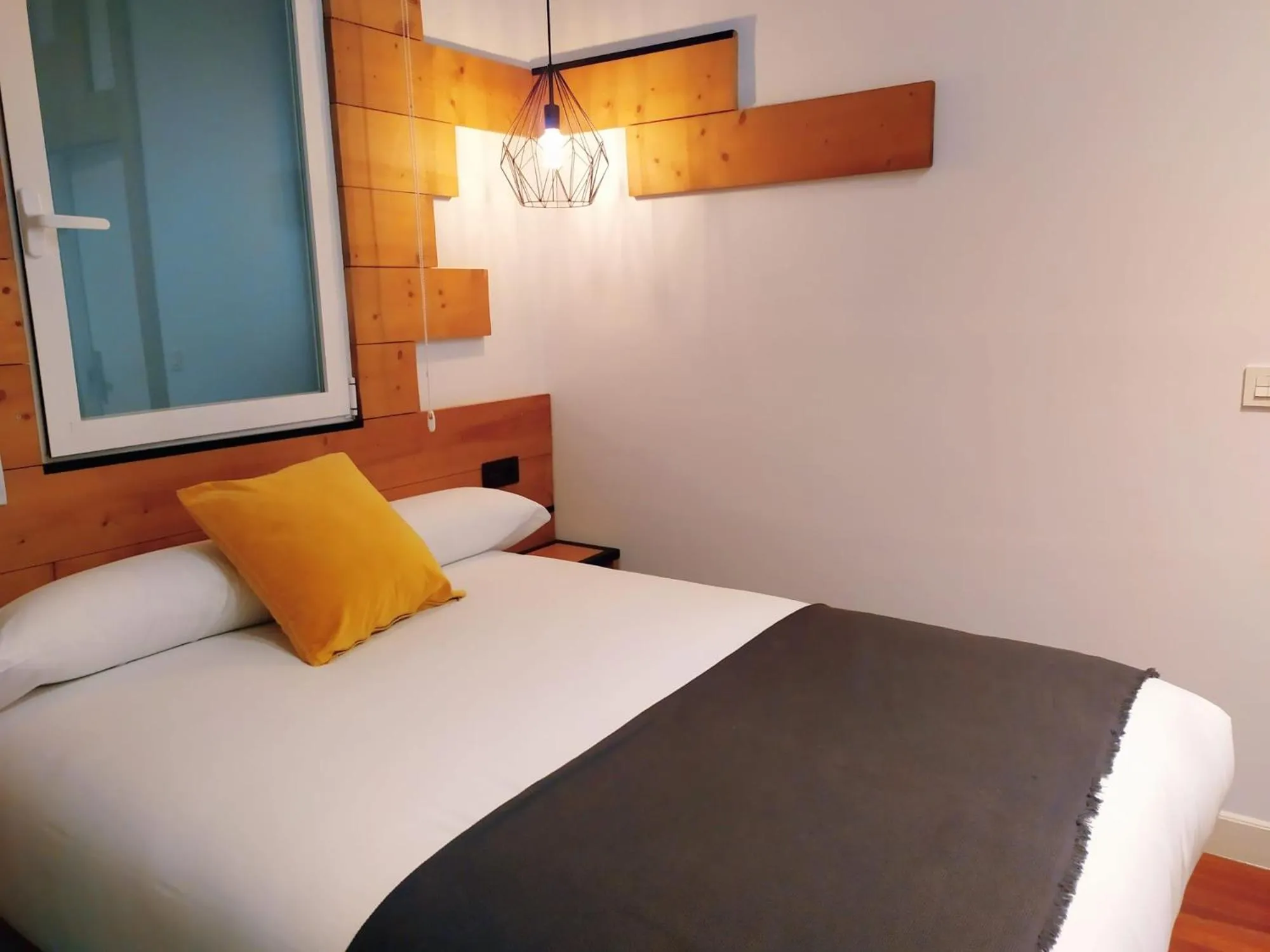 Patio, Bed in Pensión La Perla