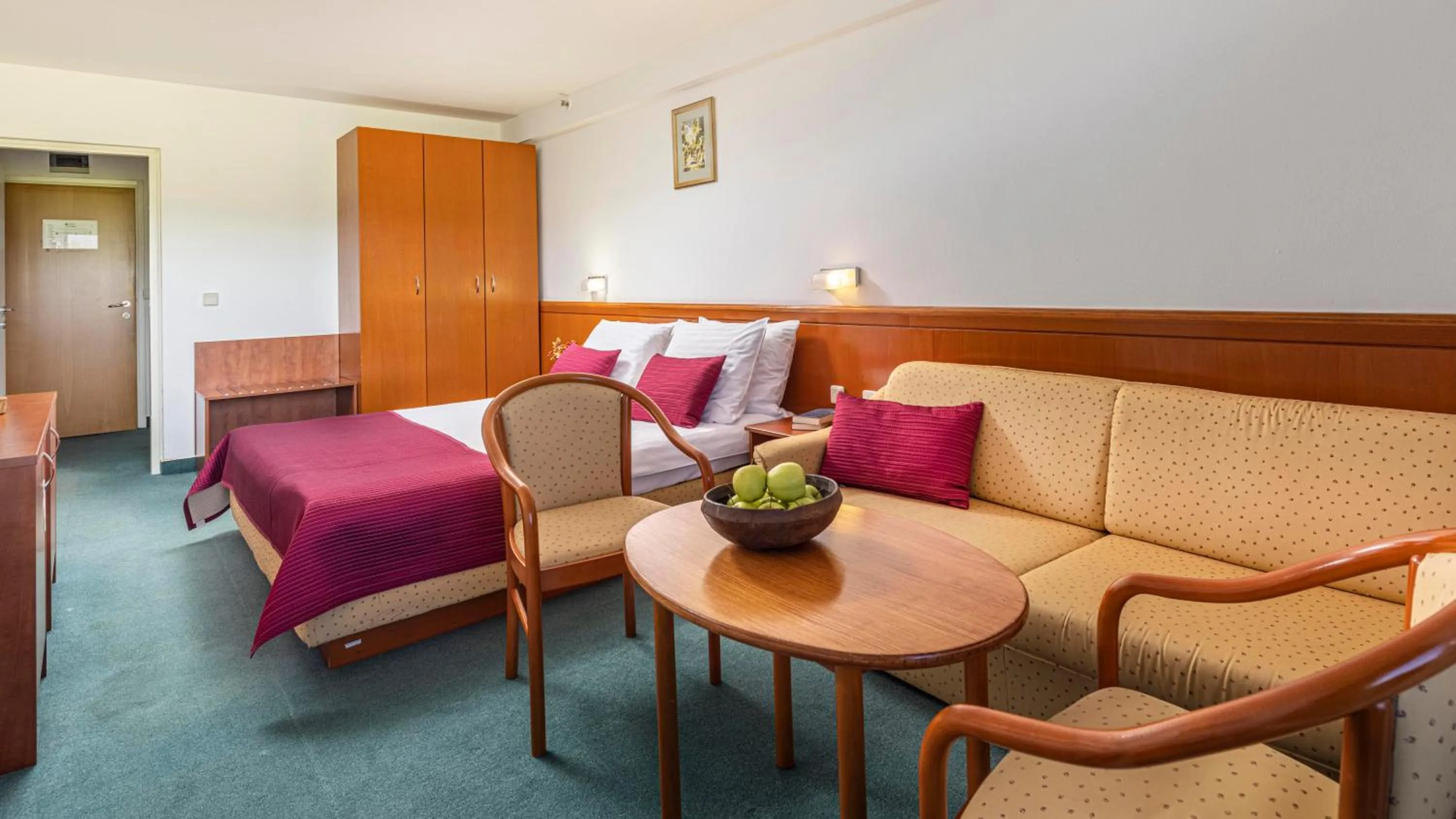 Bedroom in Hotel Jezero - Plitvice Lakes National Park