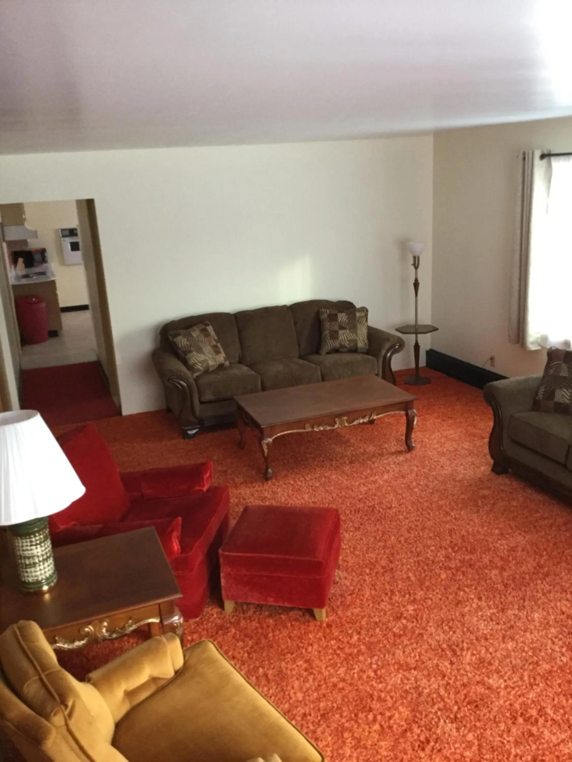 Living room in Cedars Motel