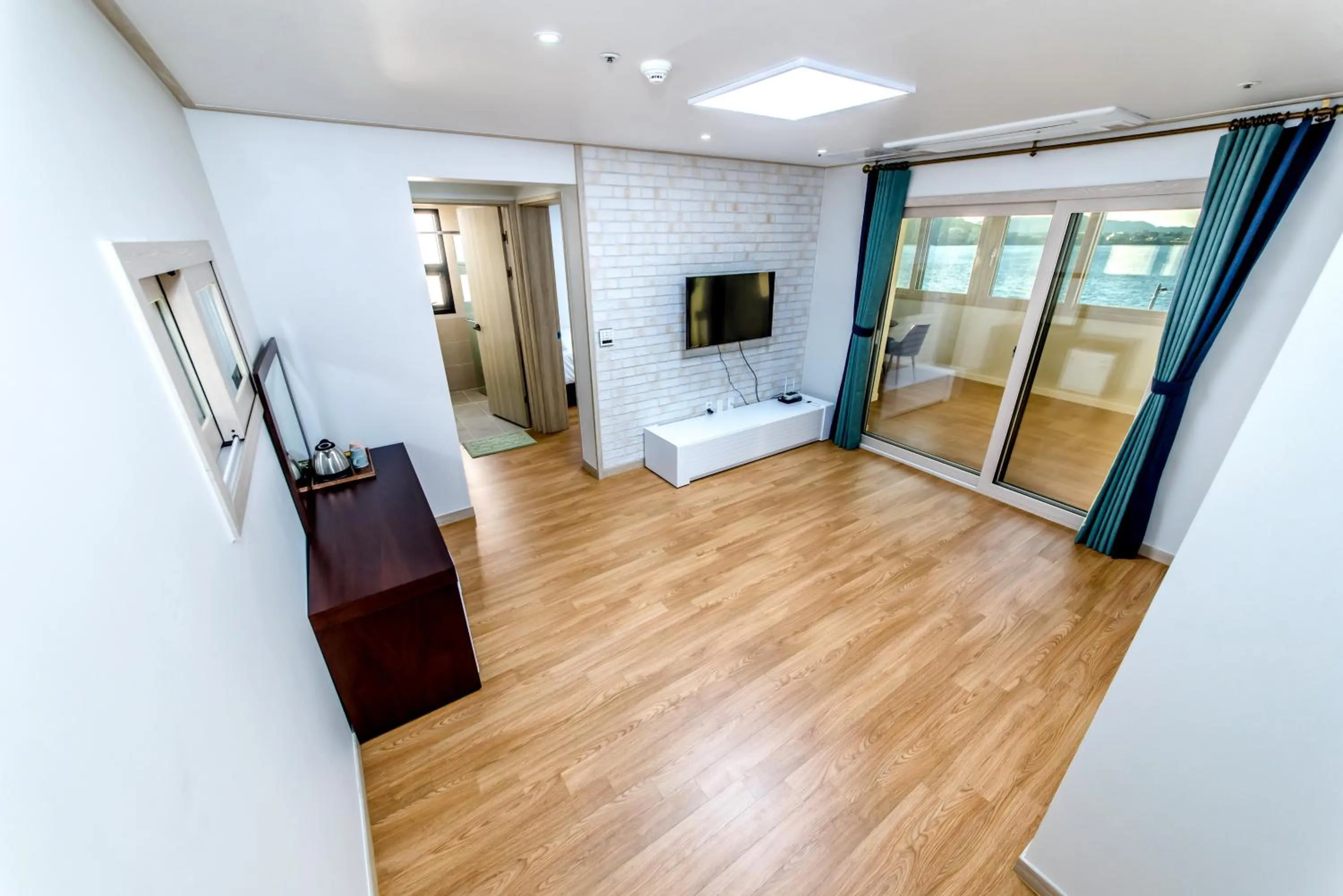 TV and multimedia, Bed in Hu An Stay Hotel