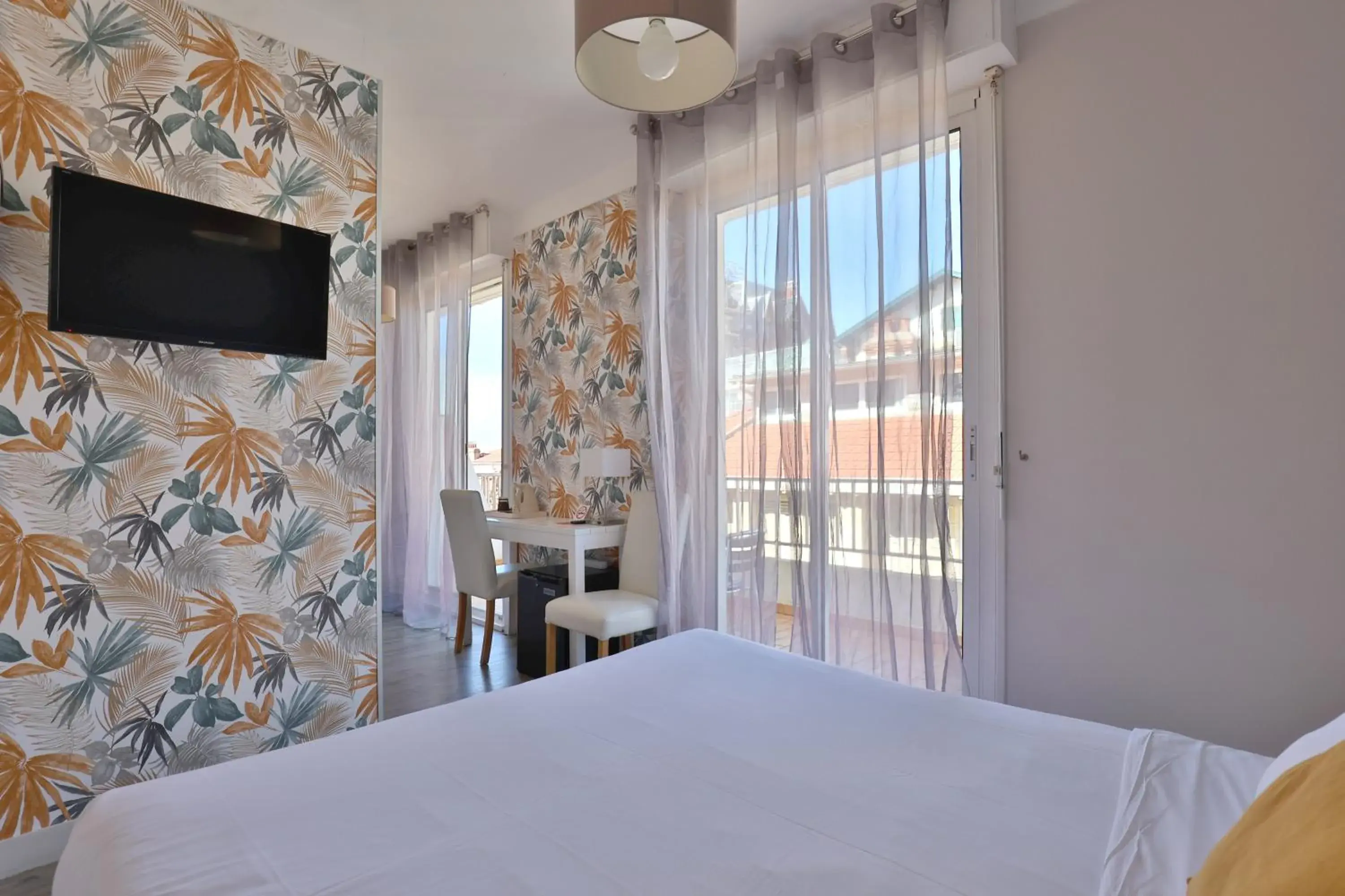 Double Room with Terrace in Hotel Marbella Double Room with Terrace in Hotel Marbella