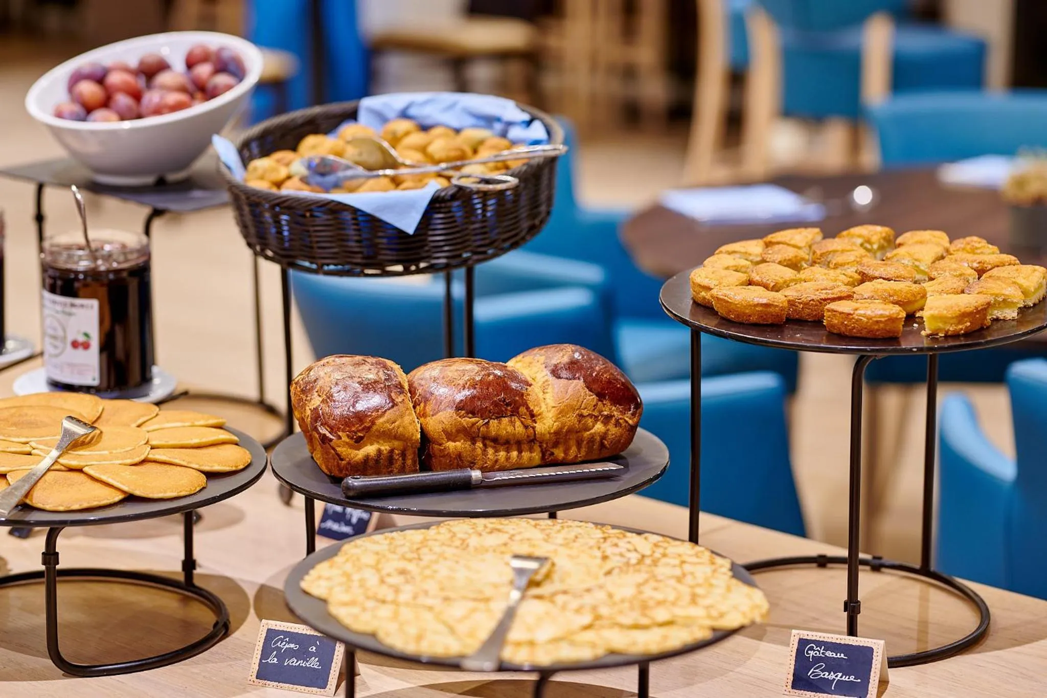 Food and drinks in ibis Styles Biarritz Plage