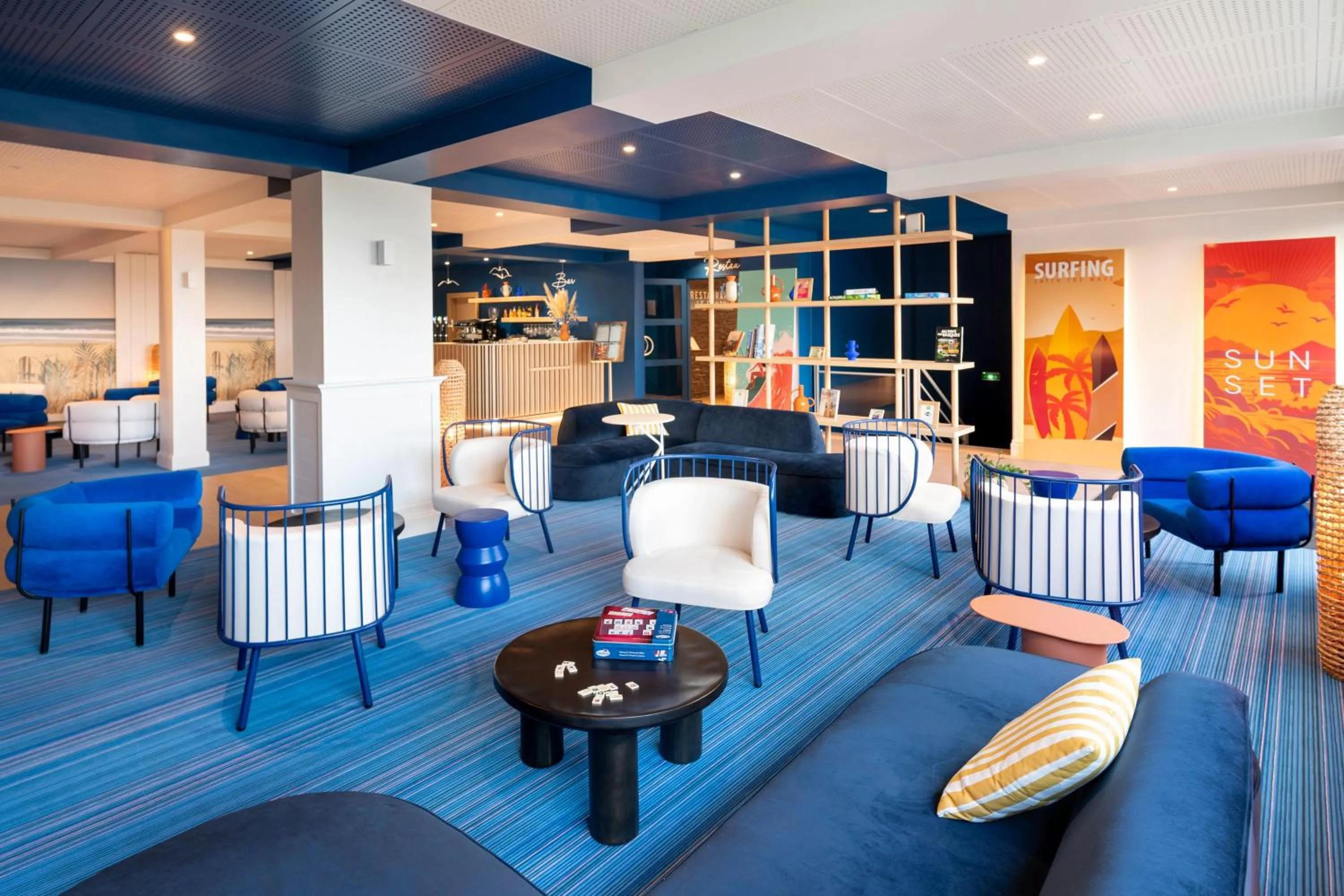 Lounge or bar in ibis Styles Biarritz Plage