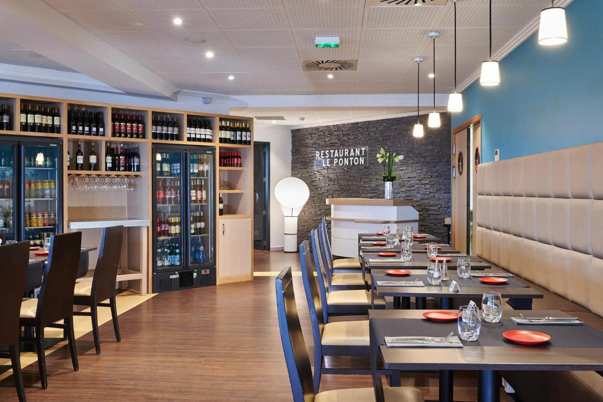 Restaurant/places to eat in ibis Styles Biarritz Plage