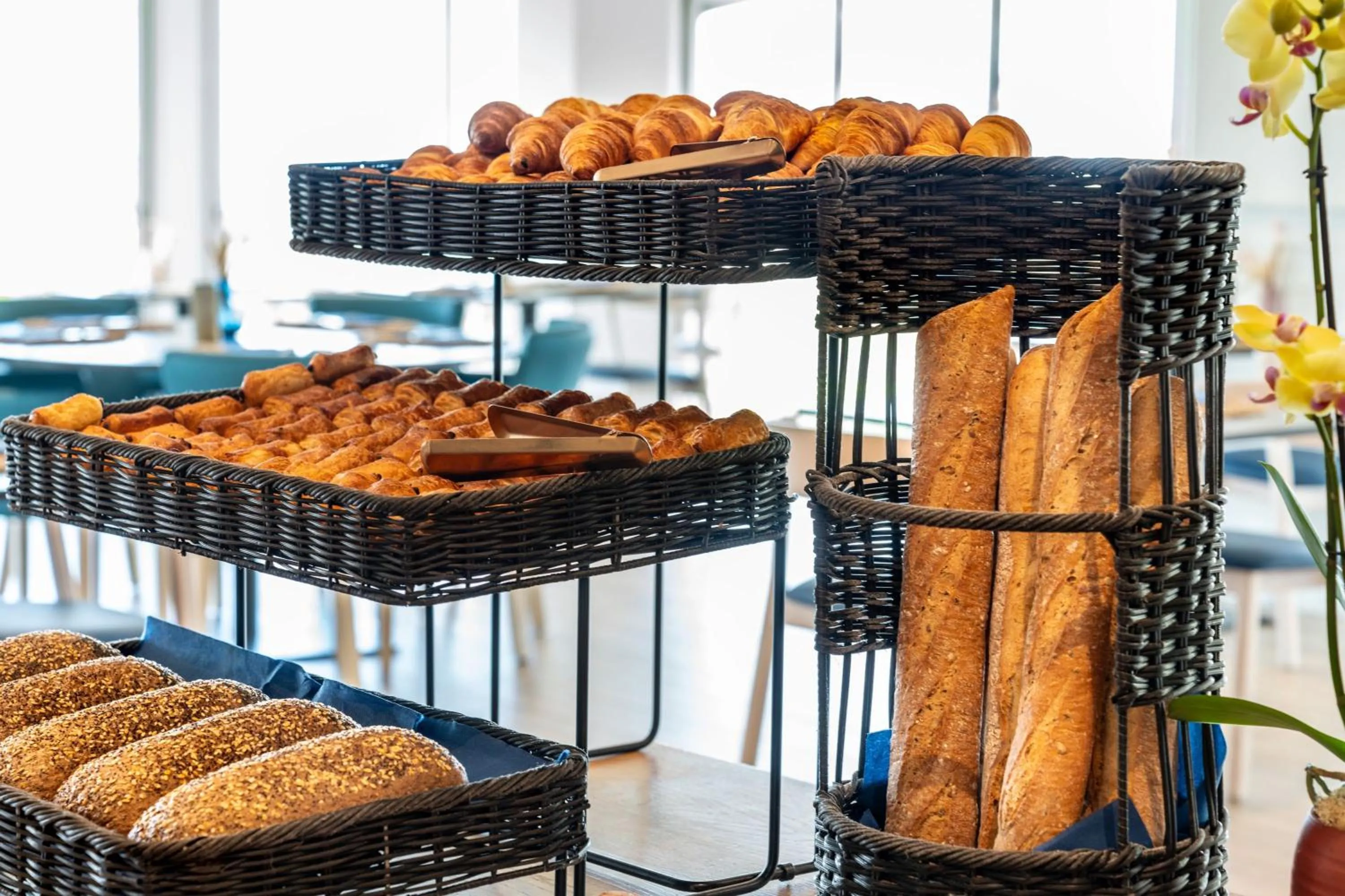 Food and drinks in ibis Styles Biarritz Plage