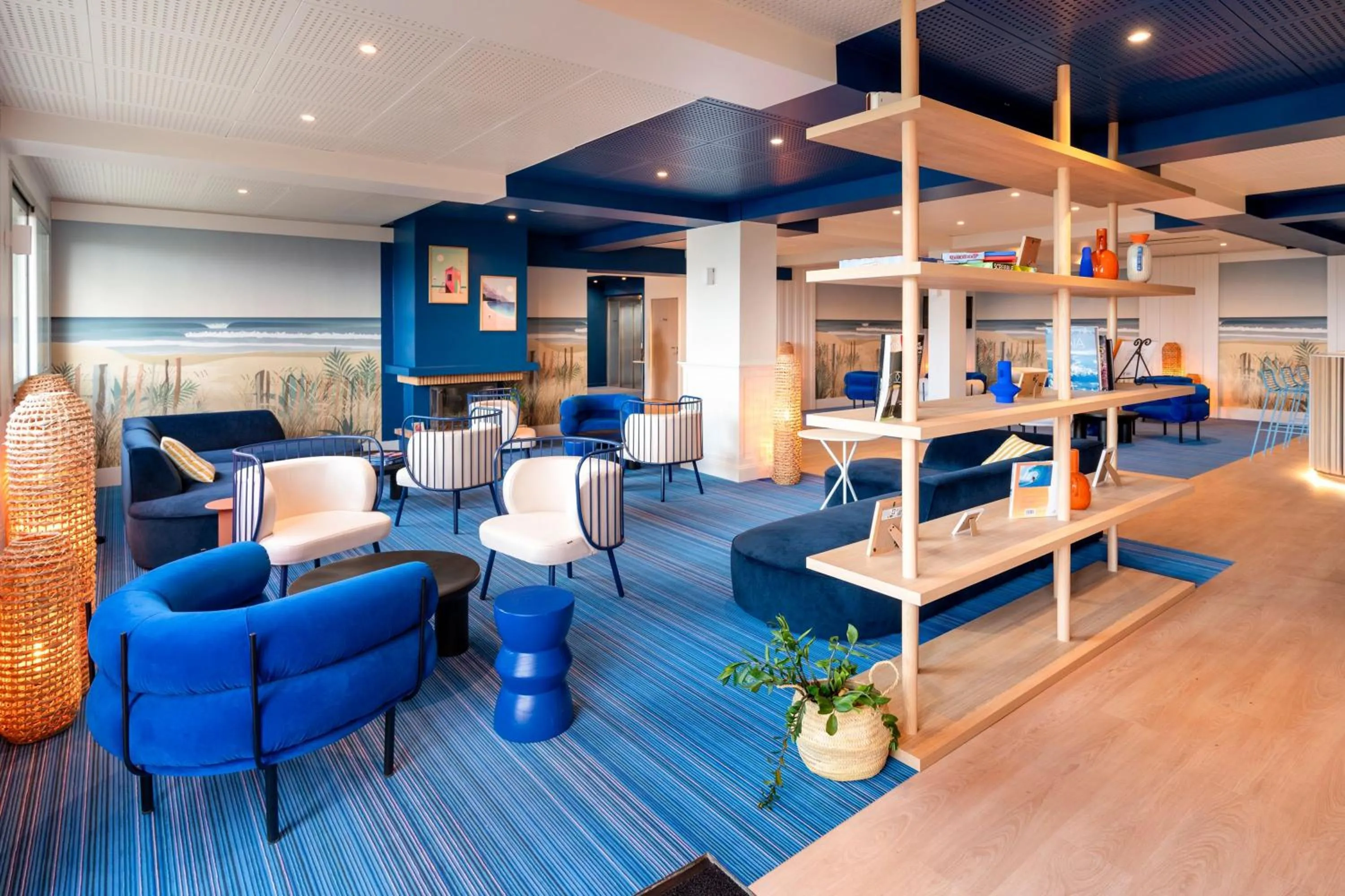 Living room in ibis Styles Biarritz Plage