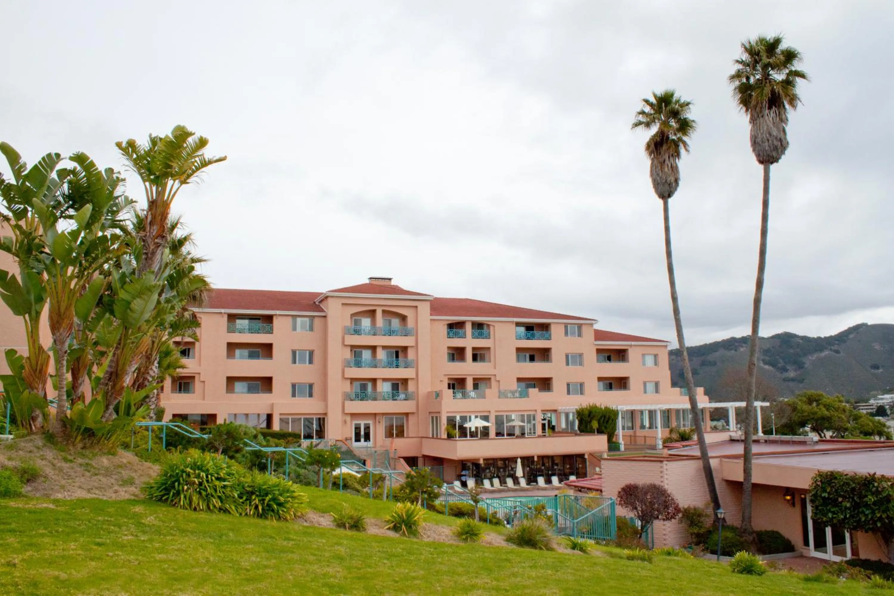 Property building in Hilton Vacation Club San Luis Bay Avila Beach