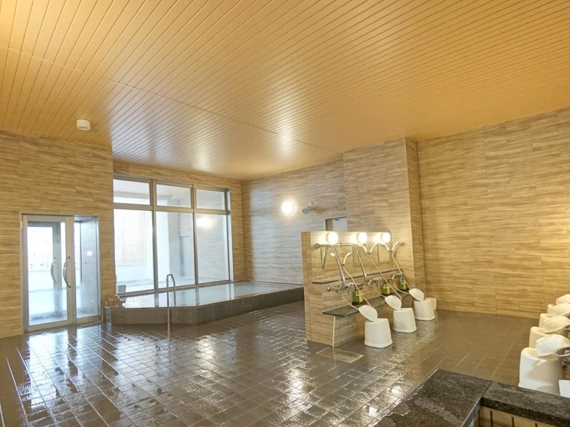 Hot Spring Bath in Hotel La'gent Plaza Hakodate Hokuto