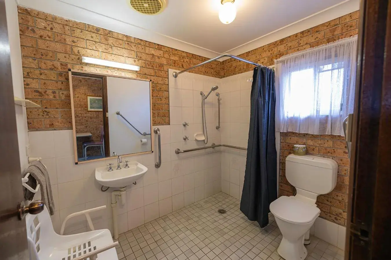 Superior Twin Room in Alyn Motel Superior Twin Room in Alyn Motel