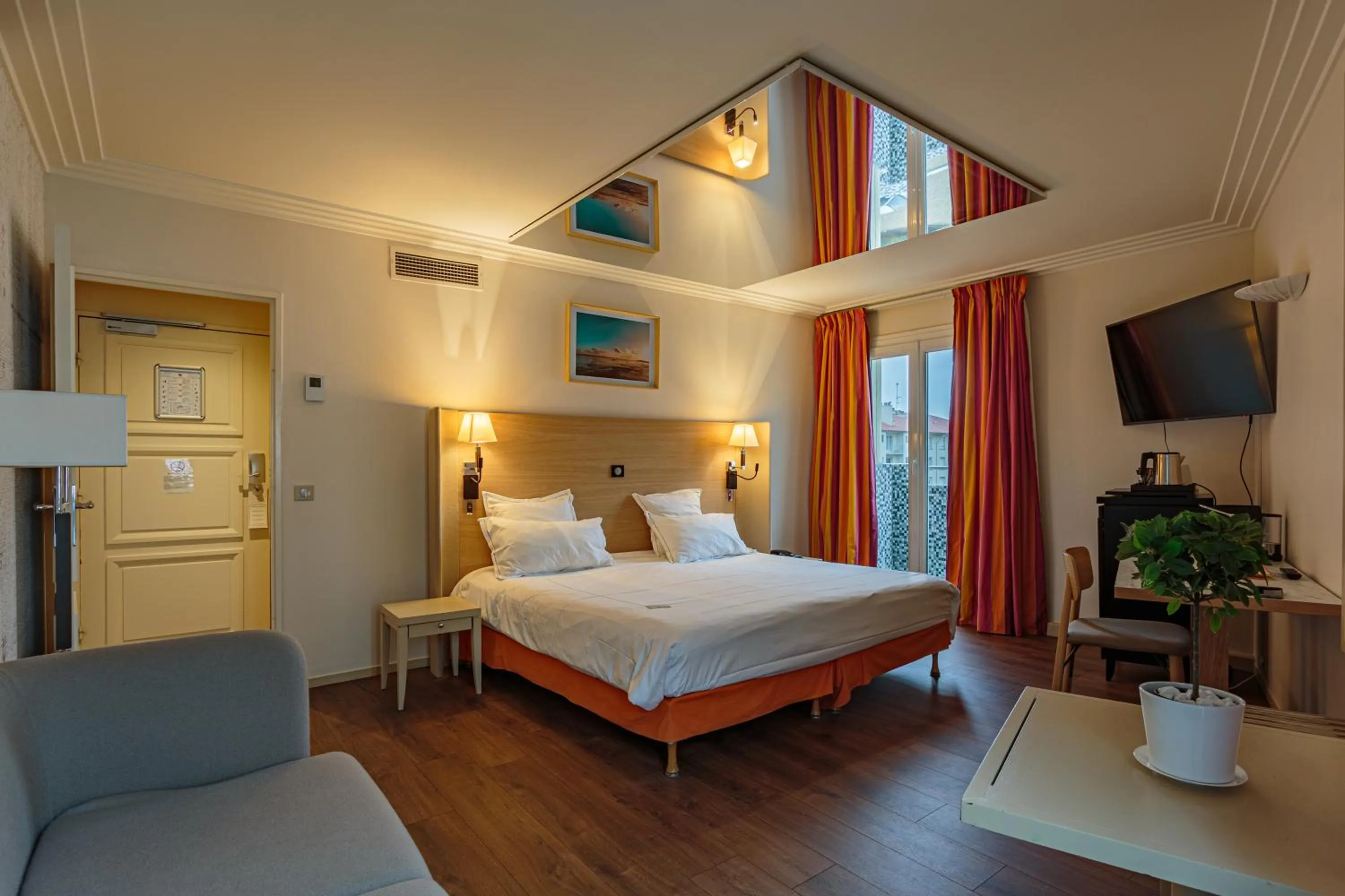 Deluxe Double Room in Grand Tonic Hotel & SPA NUXE